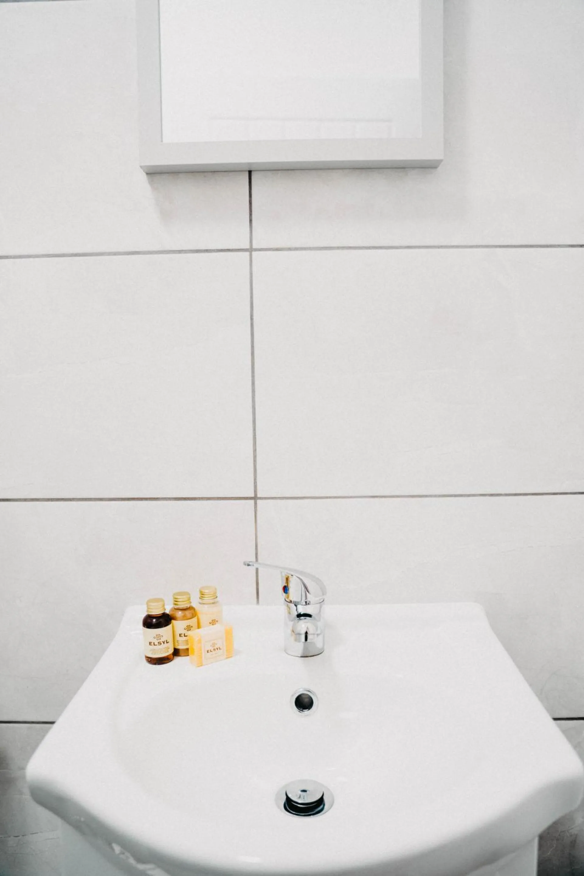 Bathroom in Flat Iron Anfield