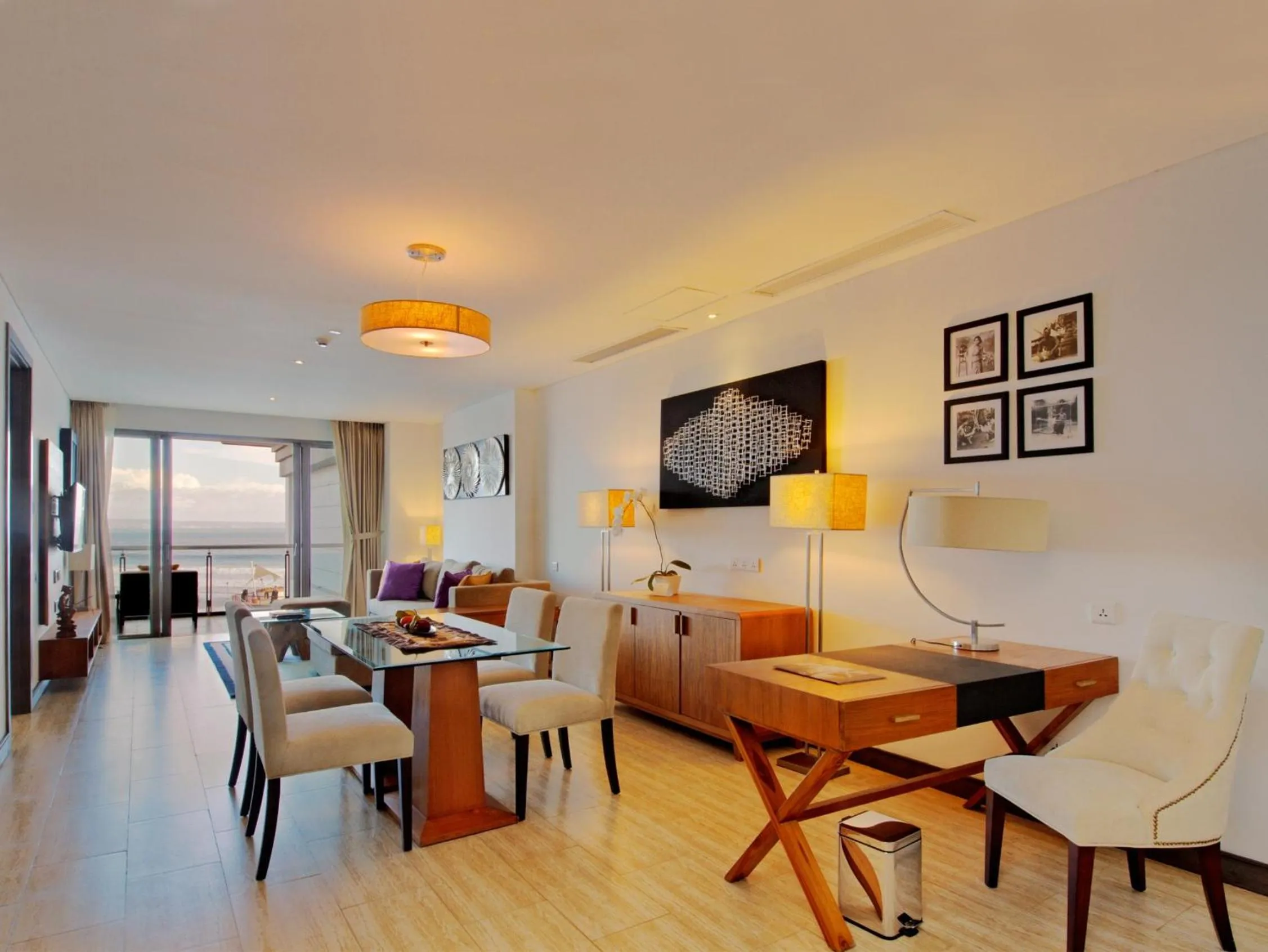 Living room in Lv8 Resort Hotel