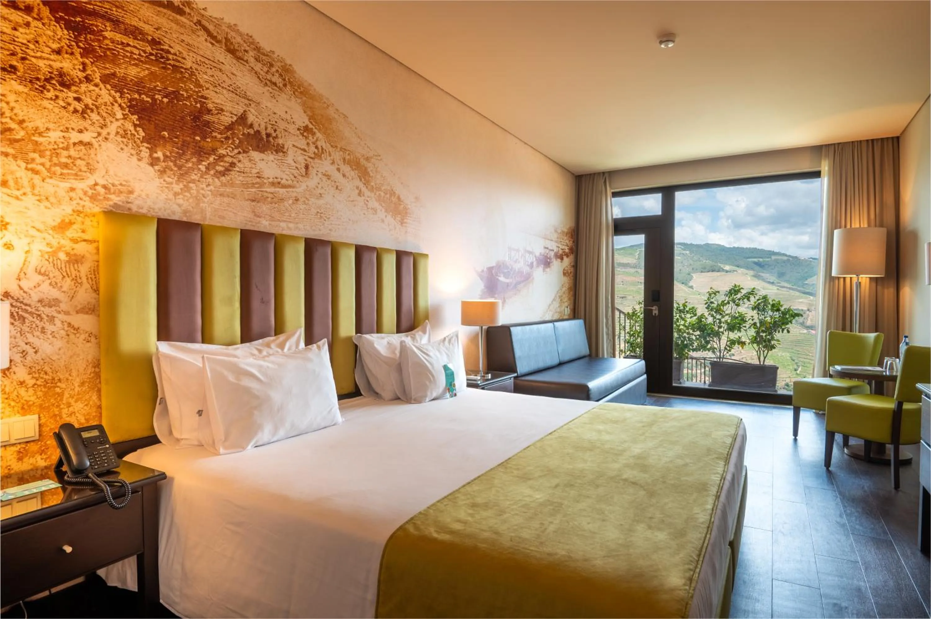 Bedroom, Bed in Vila Gale Douro Vineyards