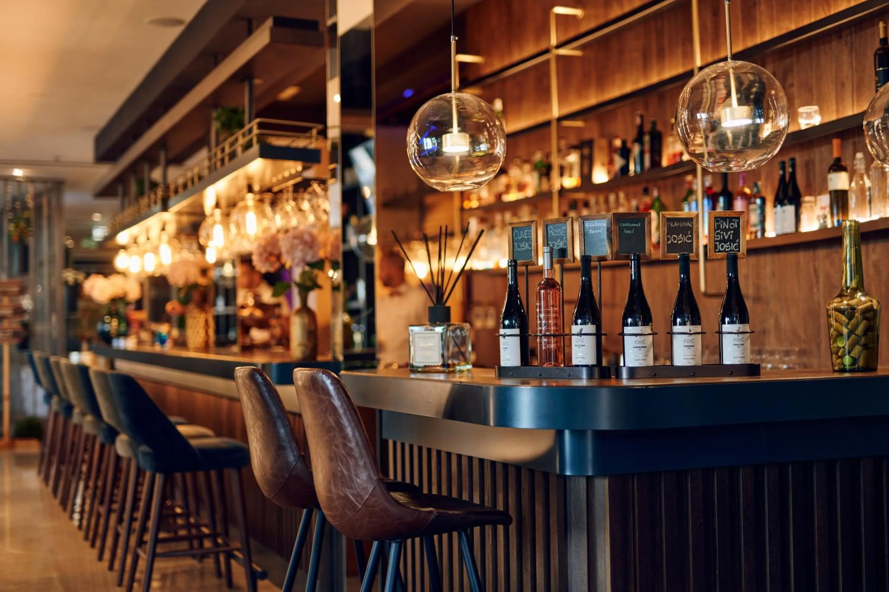 Lounge or bar in Hotel Paris