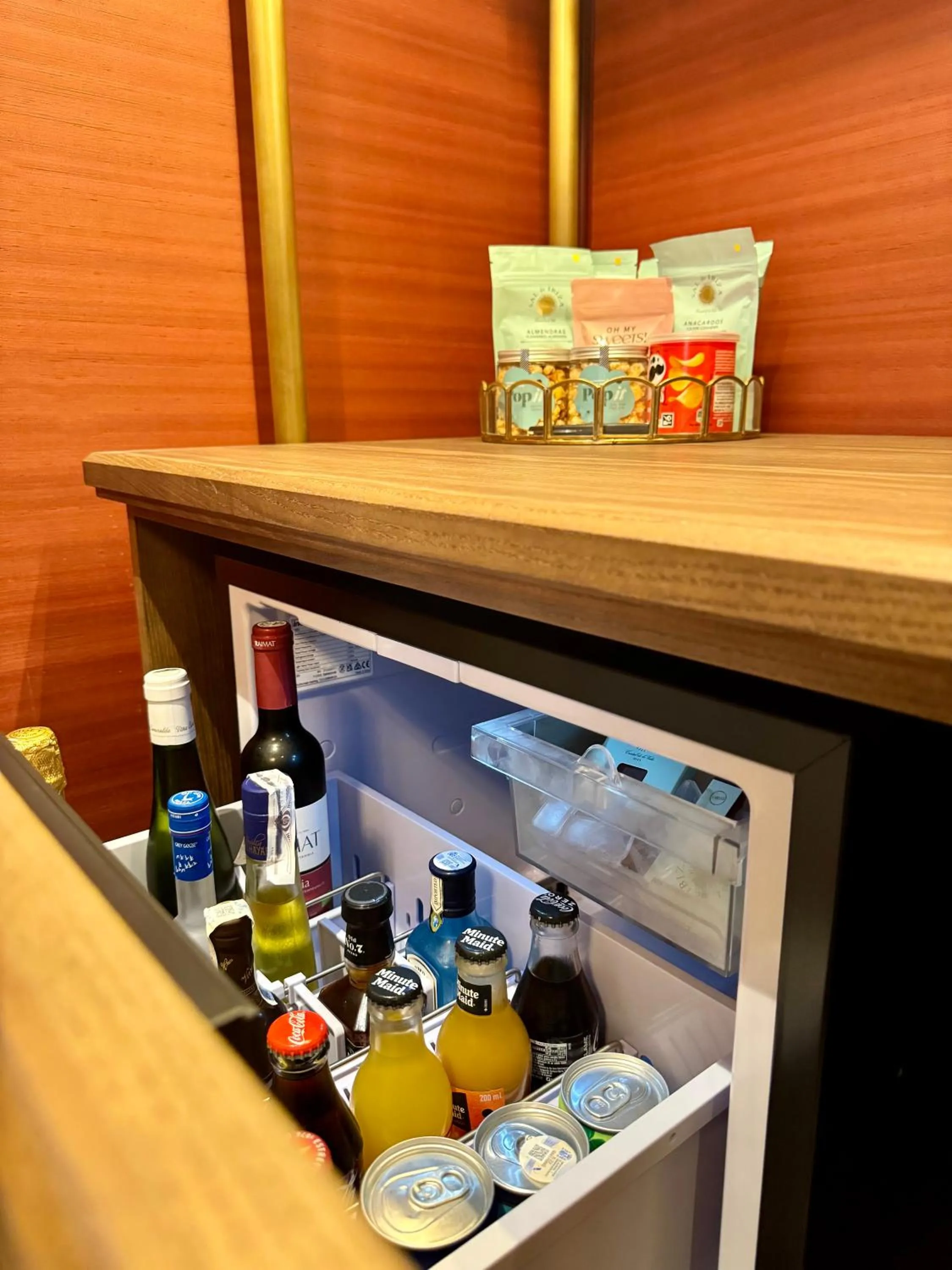 minibar in Hotel España Ramblas