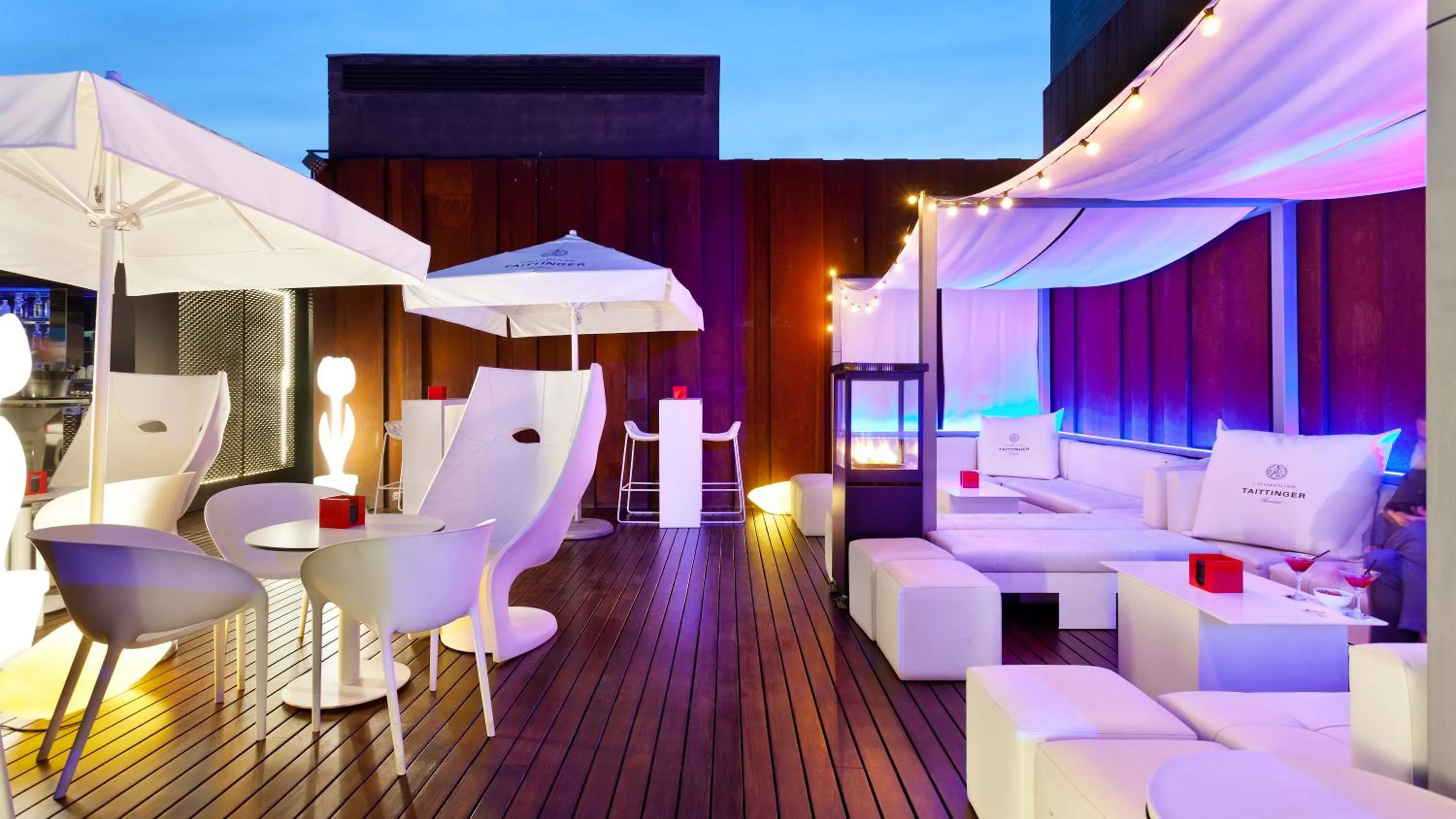 Property building in Hotel España Ramblas