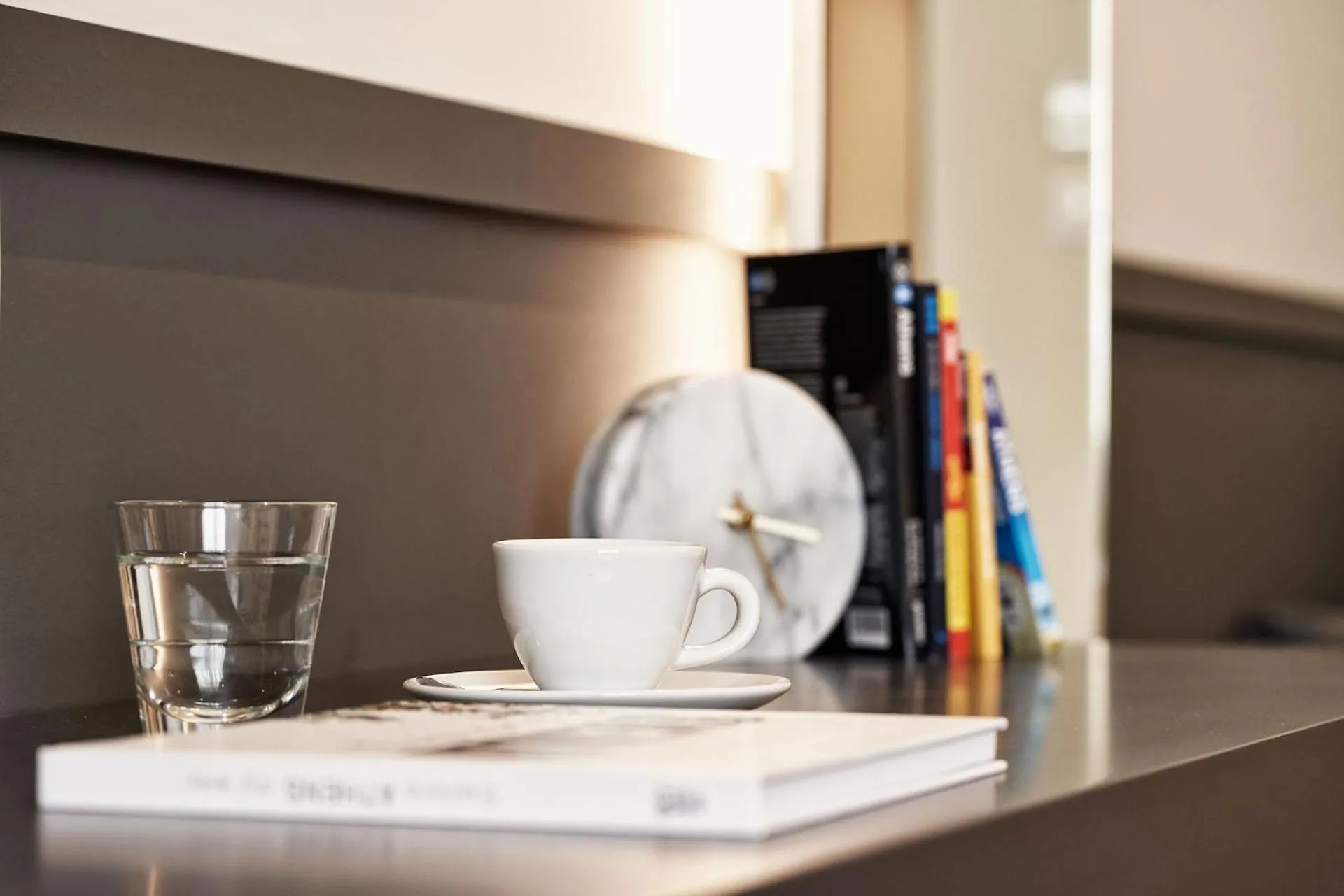 Coffee/tea facilities in Urban Frame Plaka