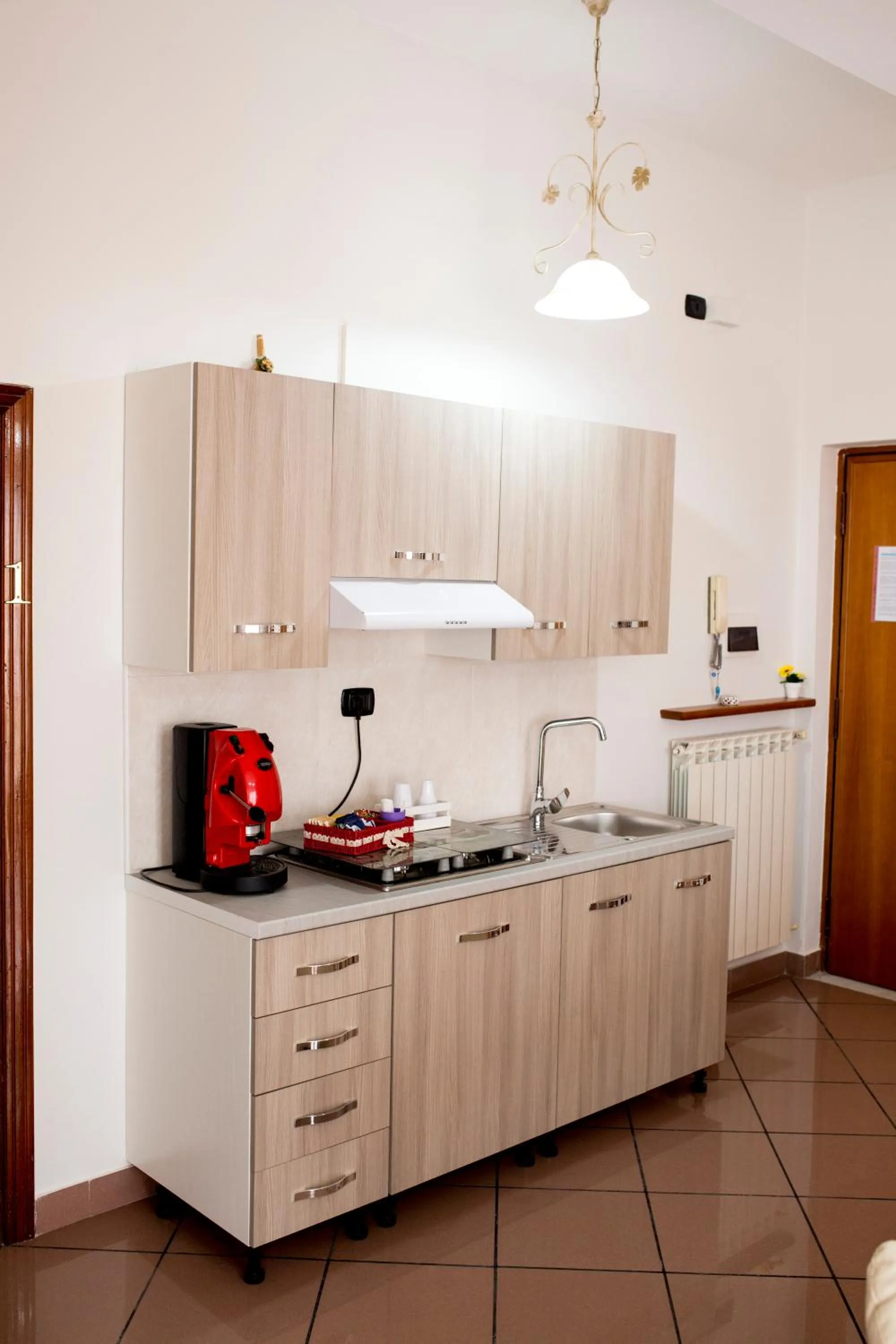 Communal kitchen in B&B L'Aurora CAPUA