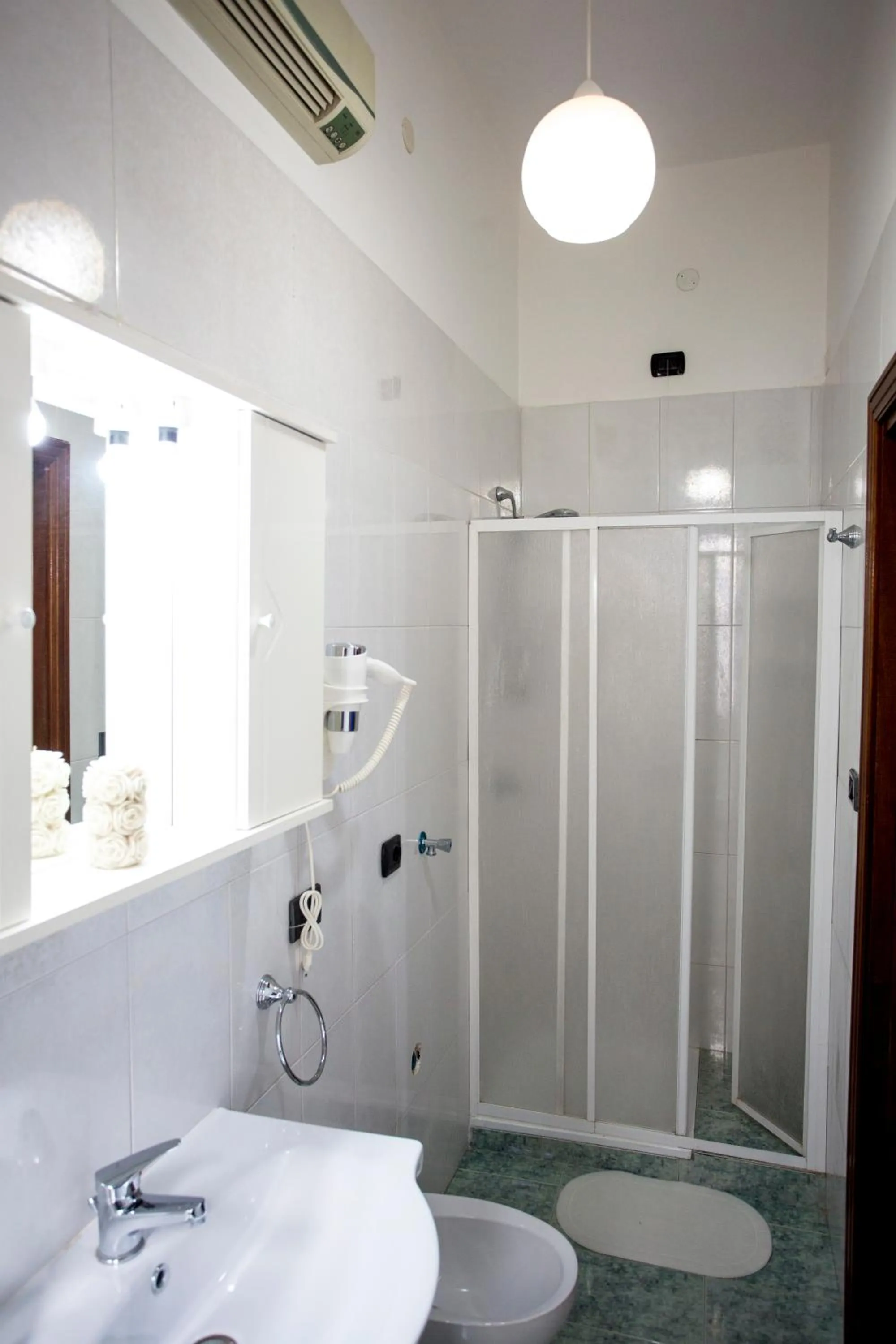 Bathroom in B&B L'Aurora CAPUA