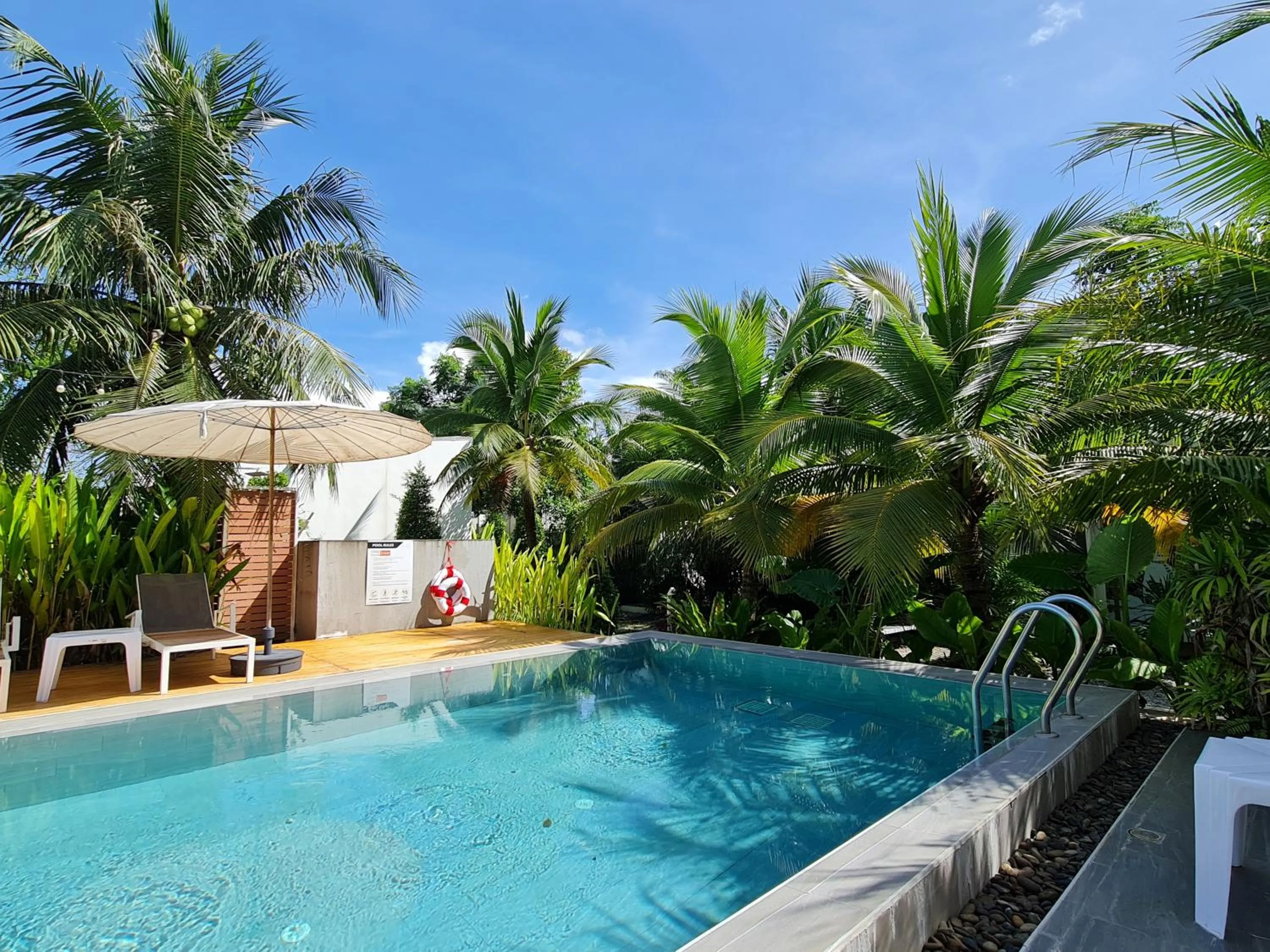 Swimming pool in MEET Boutique Resort