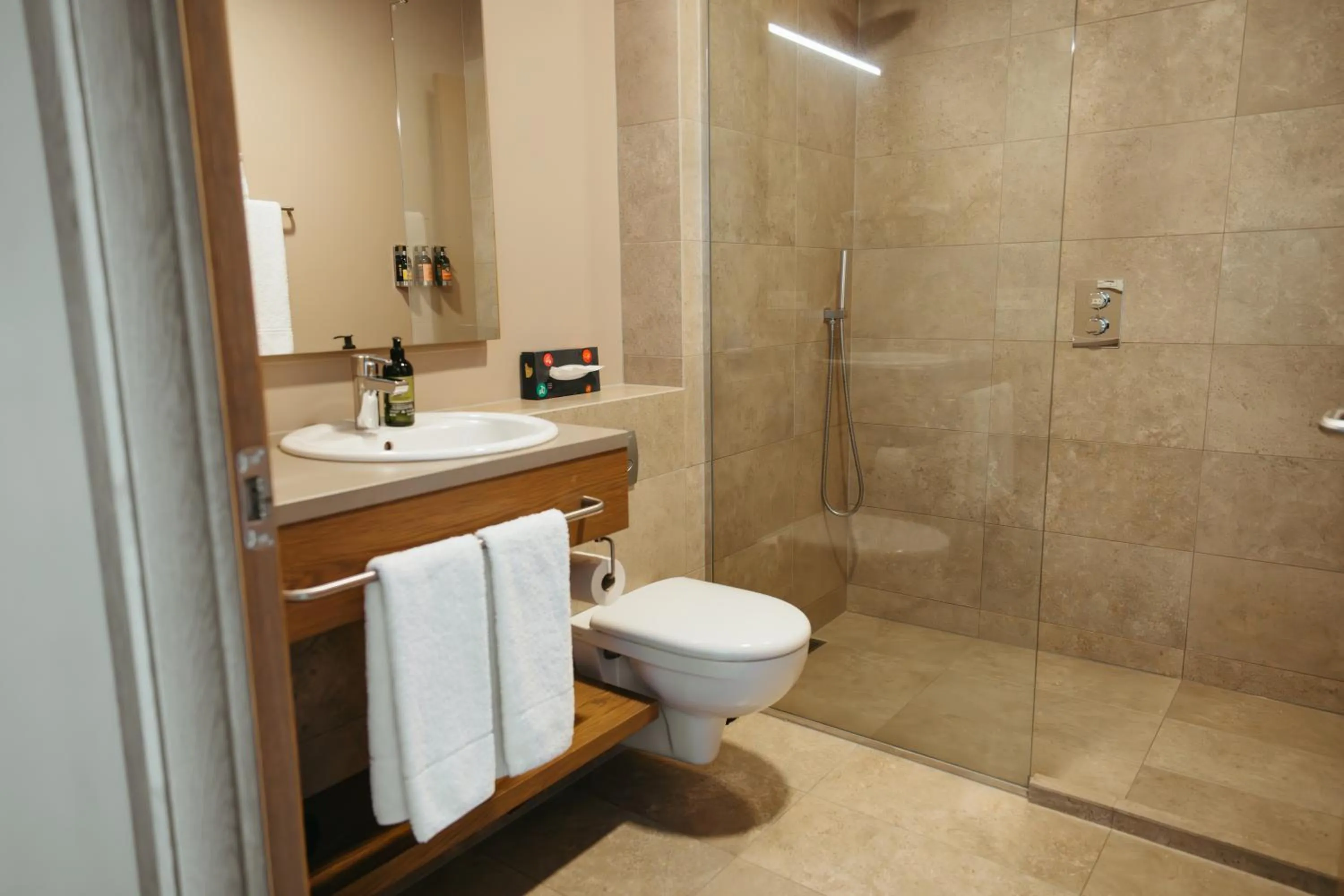 Toilet in Hotel Vík í Mýrdal