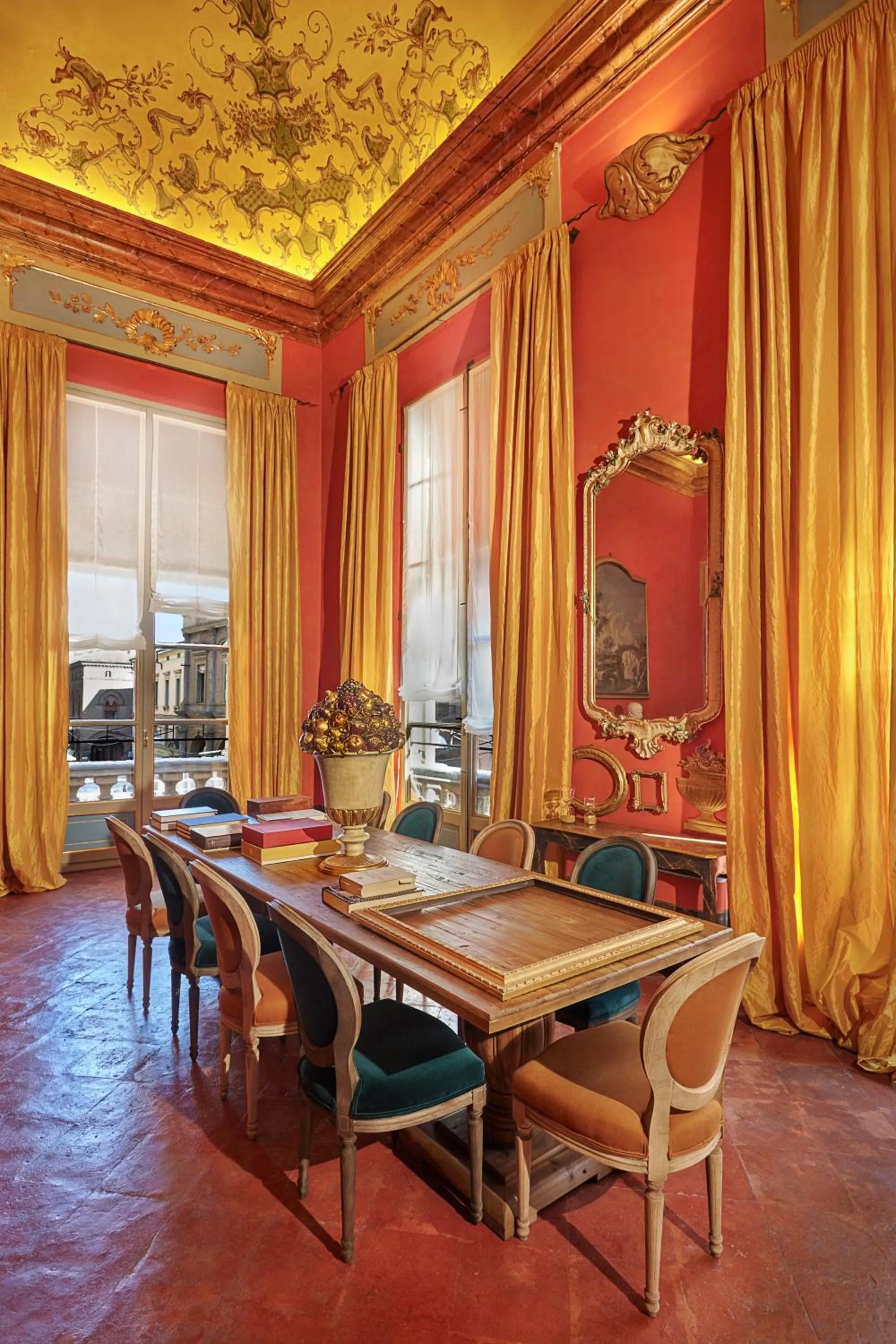 Business facilities in Palazzo di Alcina - Residenza d'Epoca - Luxury Rooms -
