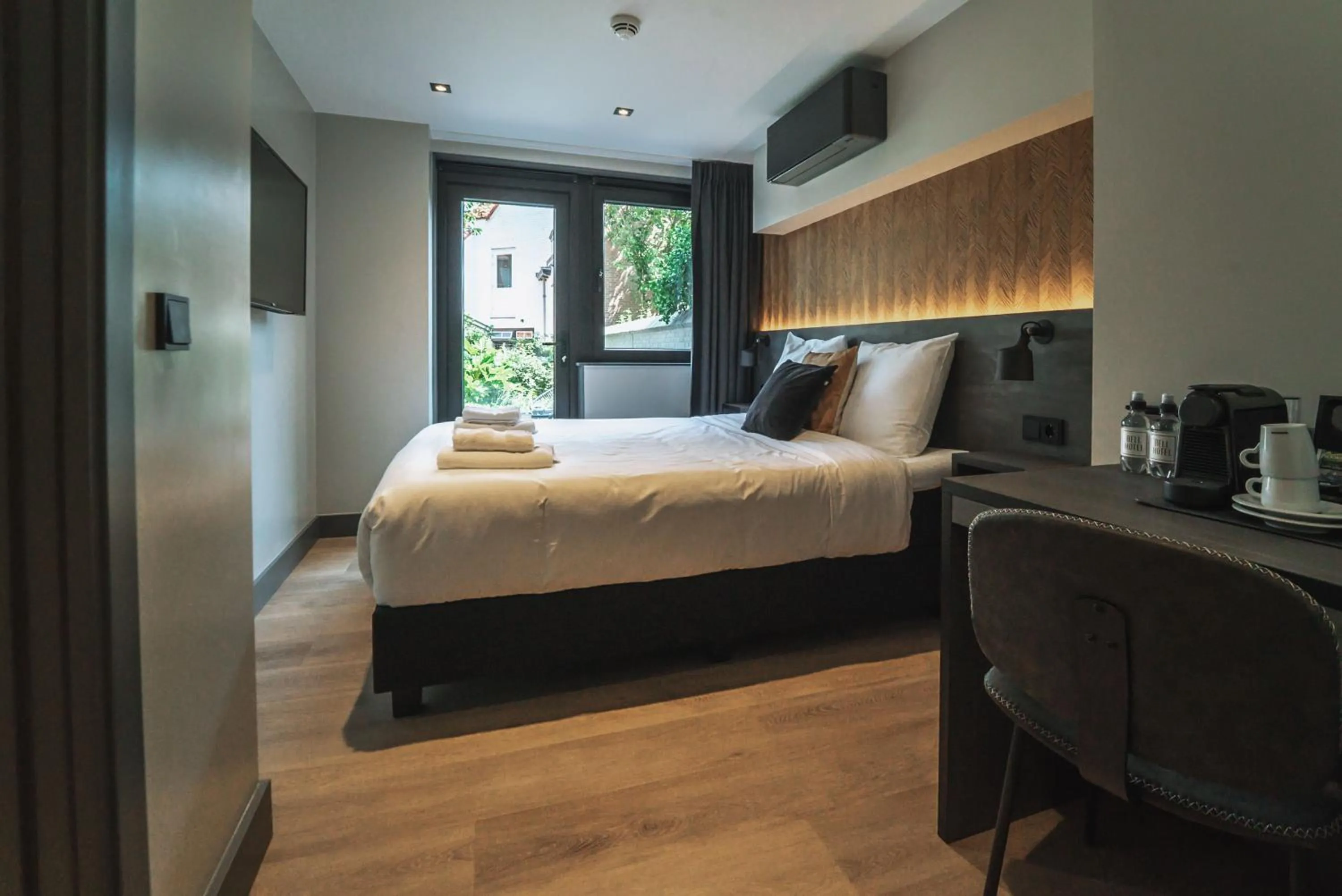 Bed in Hotel Bell