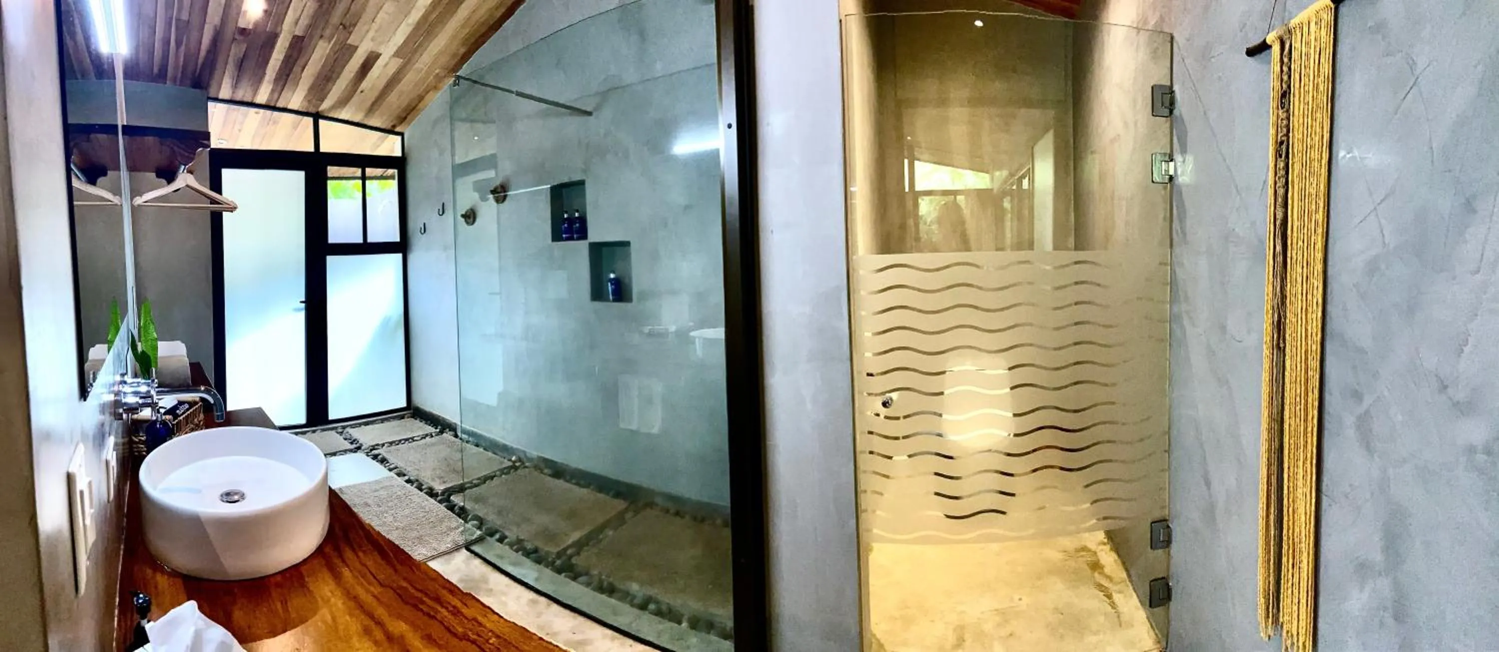 Bathroom in Villas Kalei