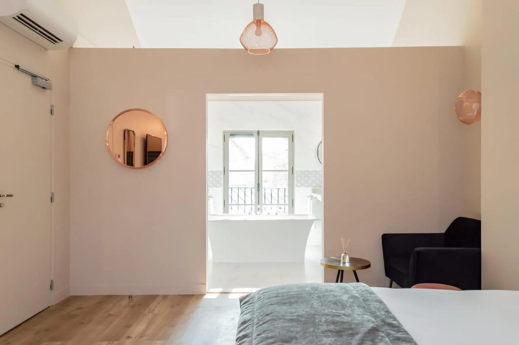 Bed in Hotel des Iris