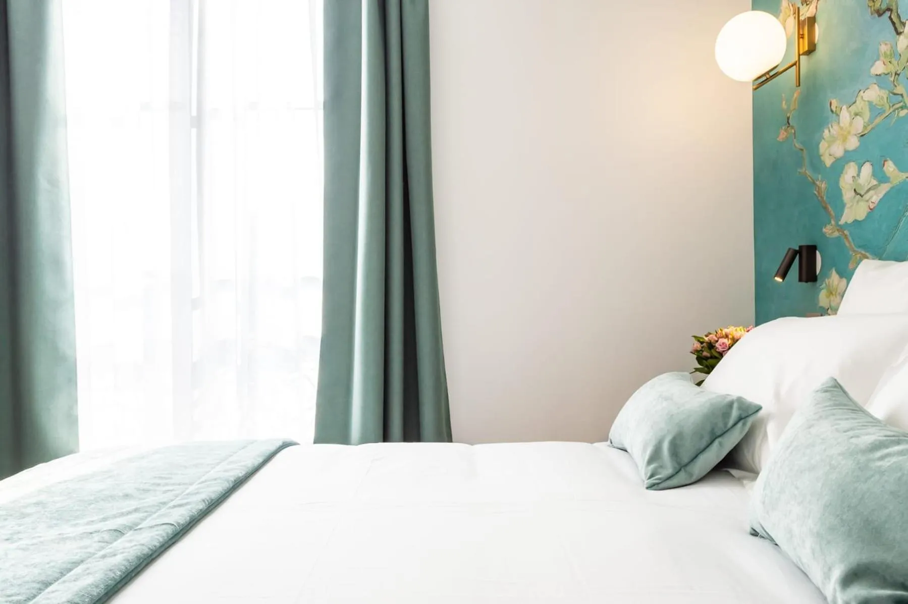 Bed in Hotel des Iris