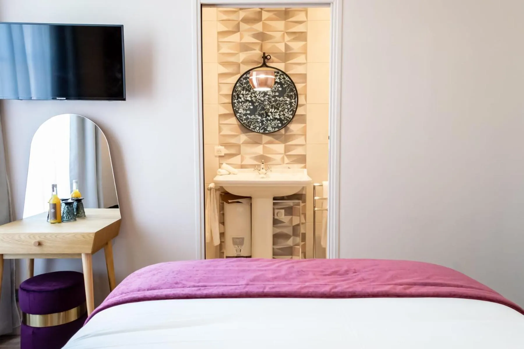 Bed in Hotel des Iris