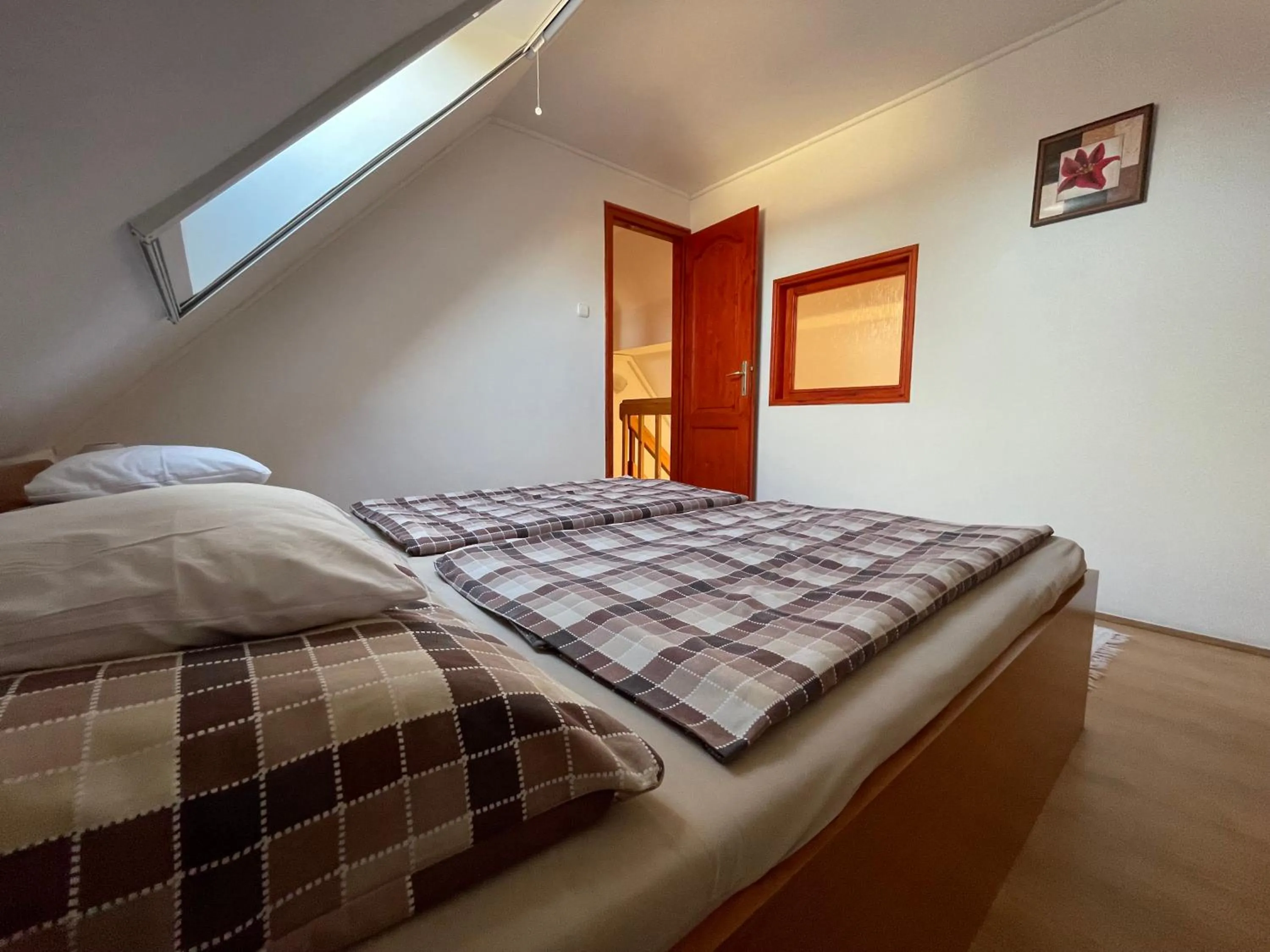 Bedroom, Bed in Hellasz Apartman