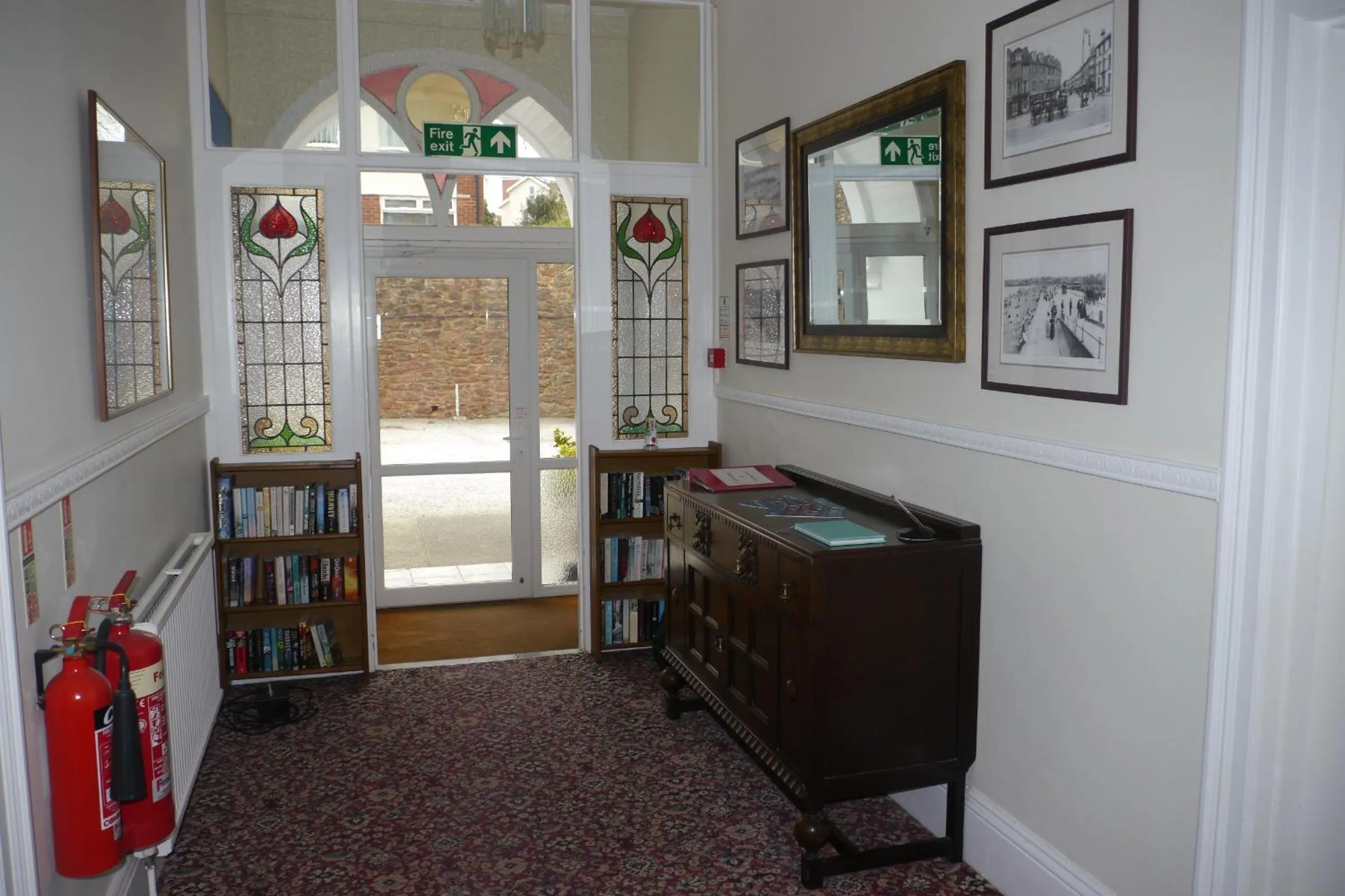 Lobby or reception in Broadshade Holiday Apartments