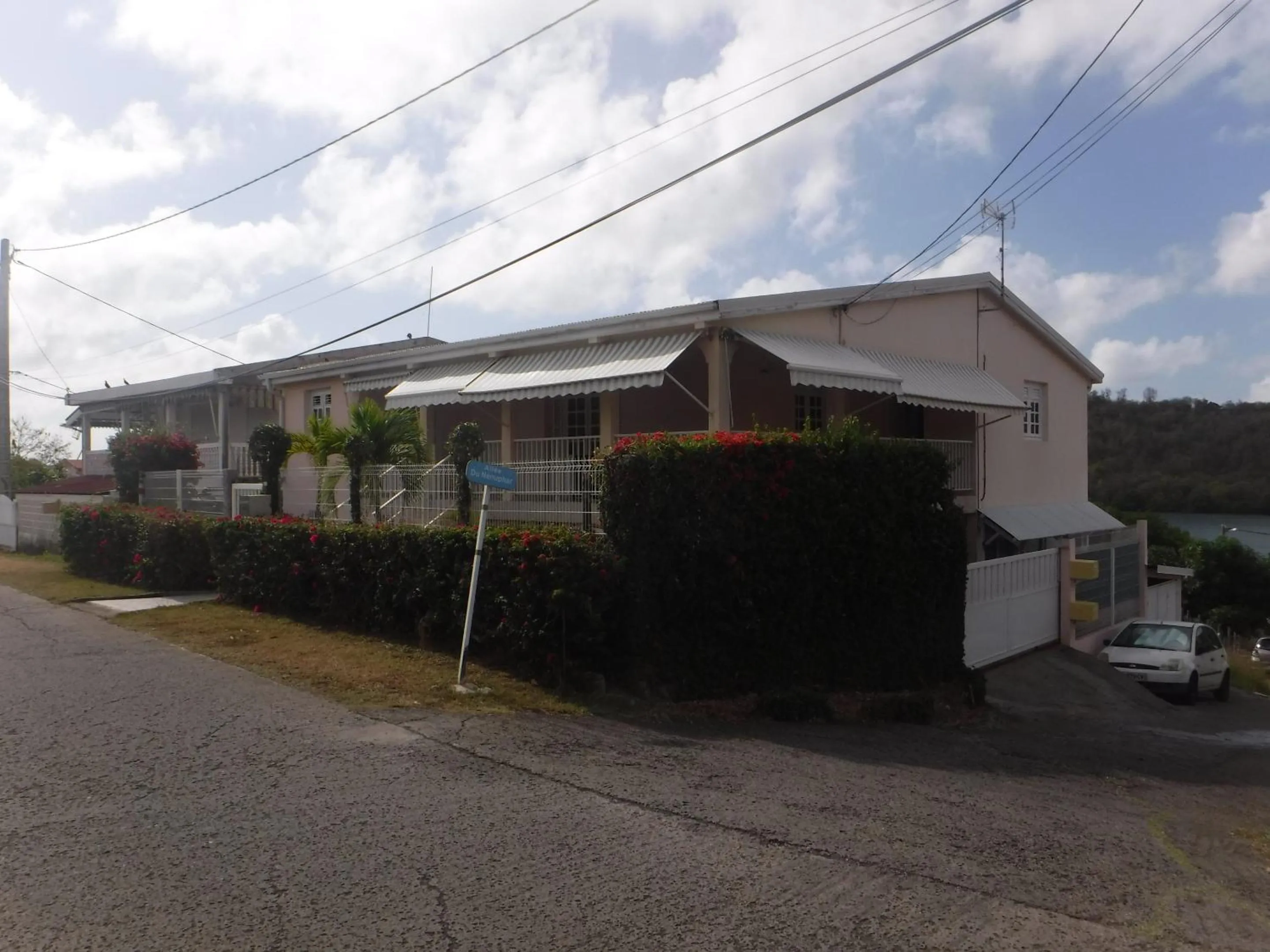 Property building in MANIKOU