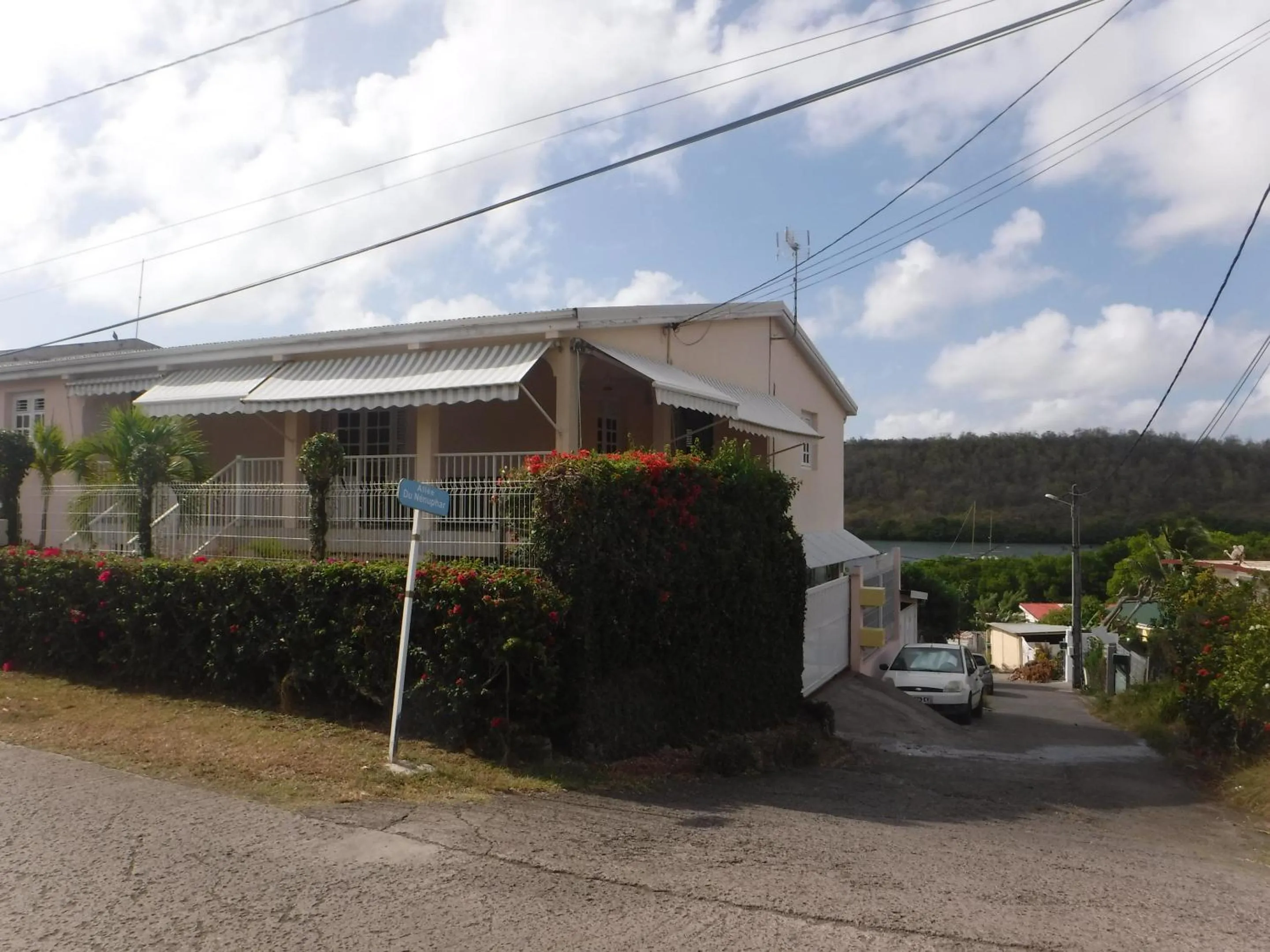 Property building in MANIKOU