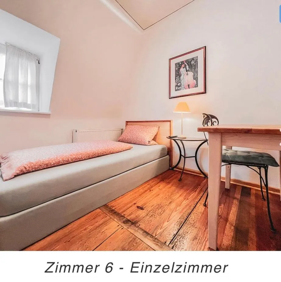 Hotel Weinstube am Markt