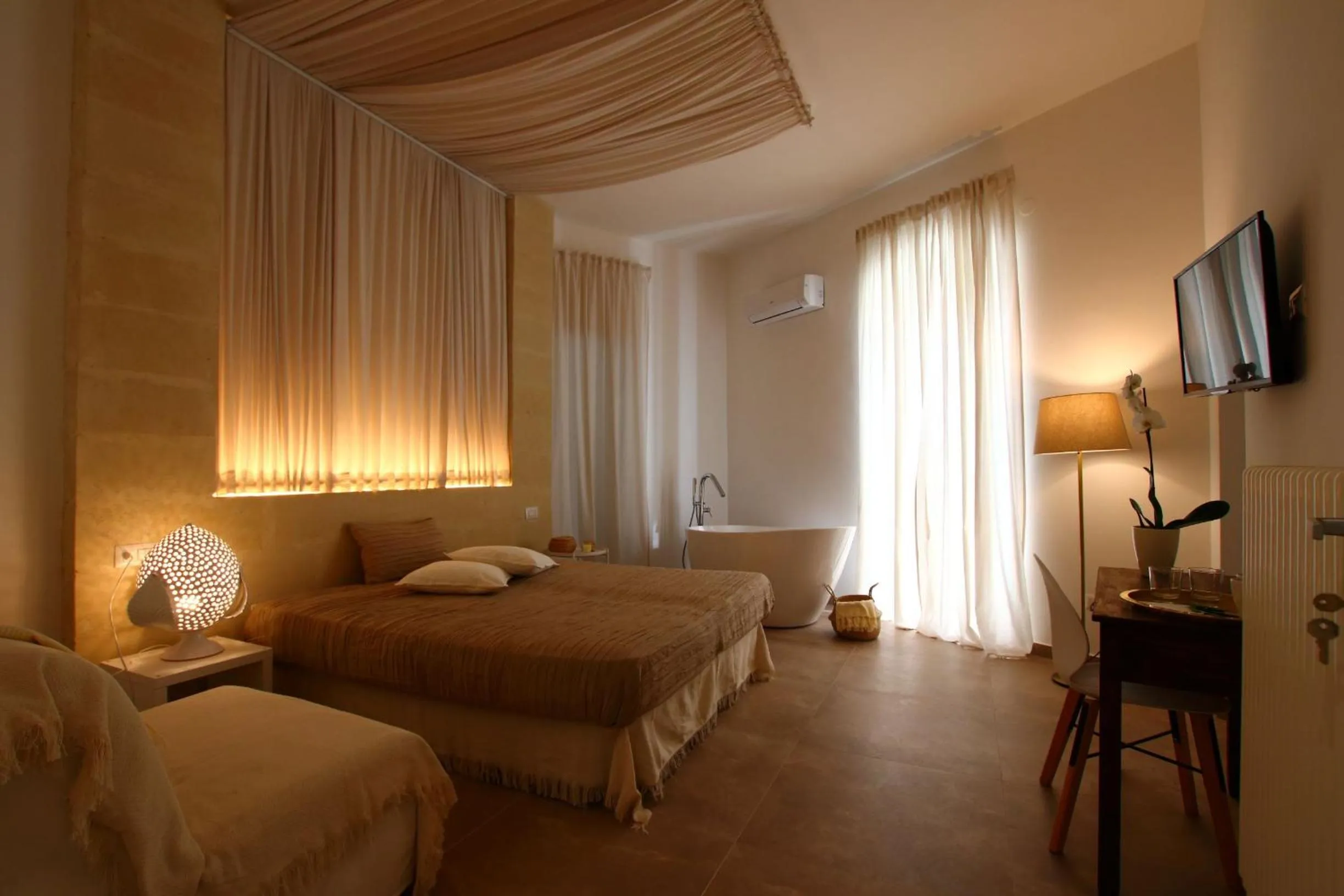Bed in San Michele Rooms & Private SPA