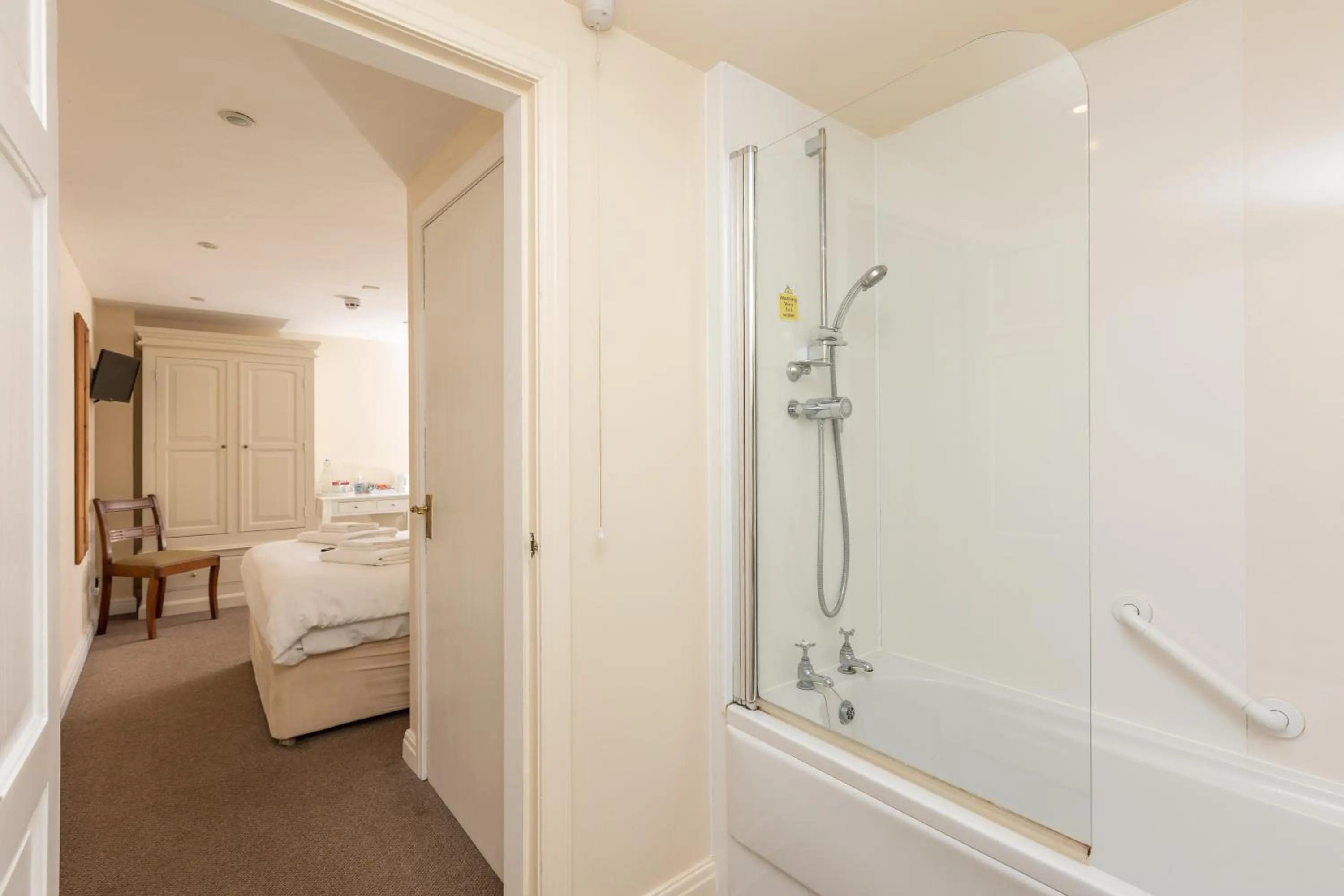 Bed in The Royal Oak