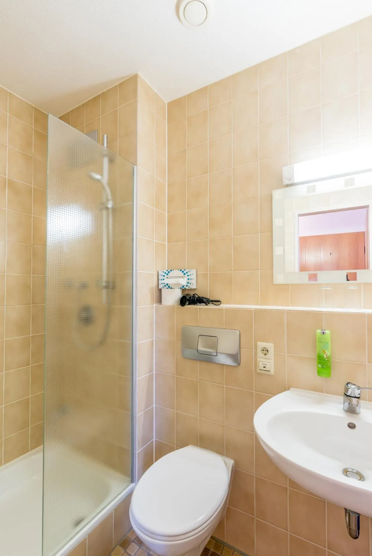 Shower in Hotel Restaurant Fallerhof