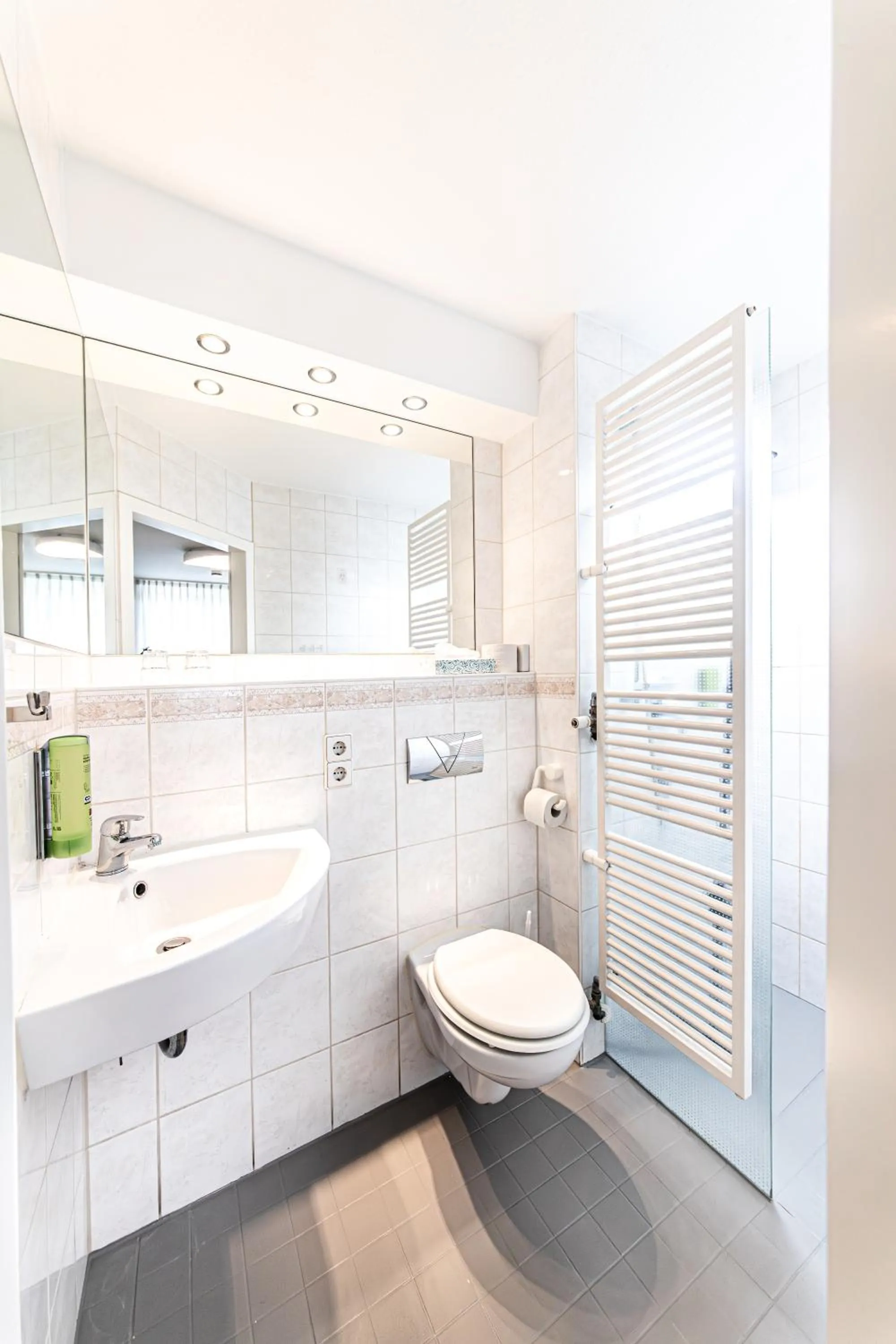 Shower in Hotel Restaurant Fallerhof