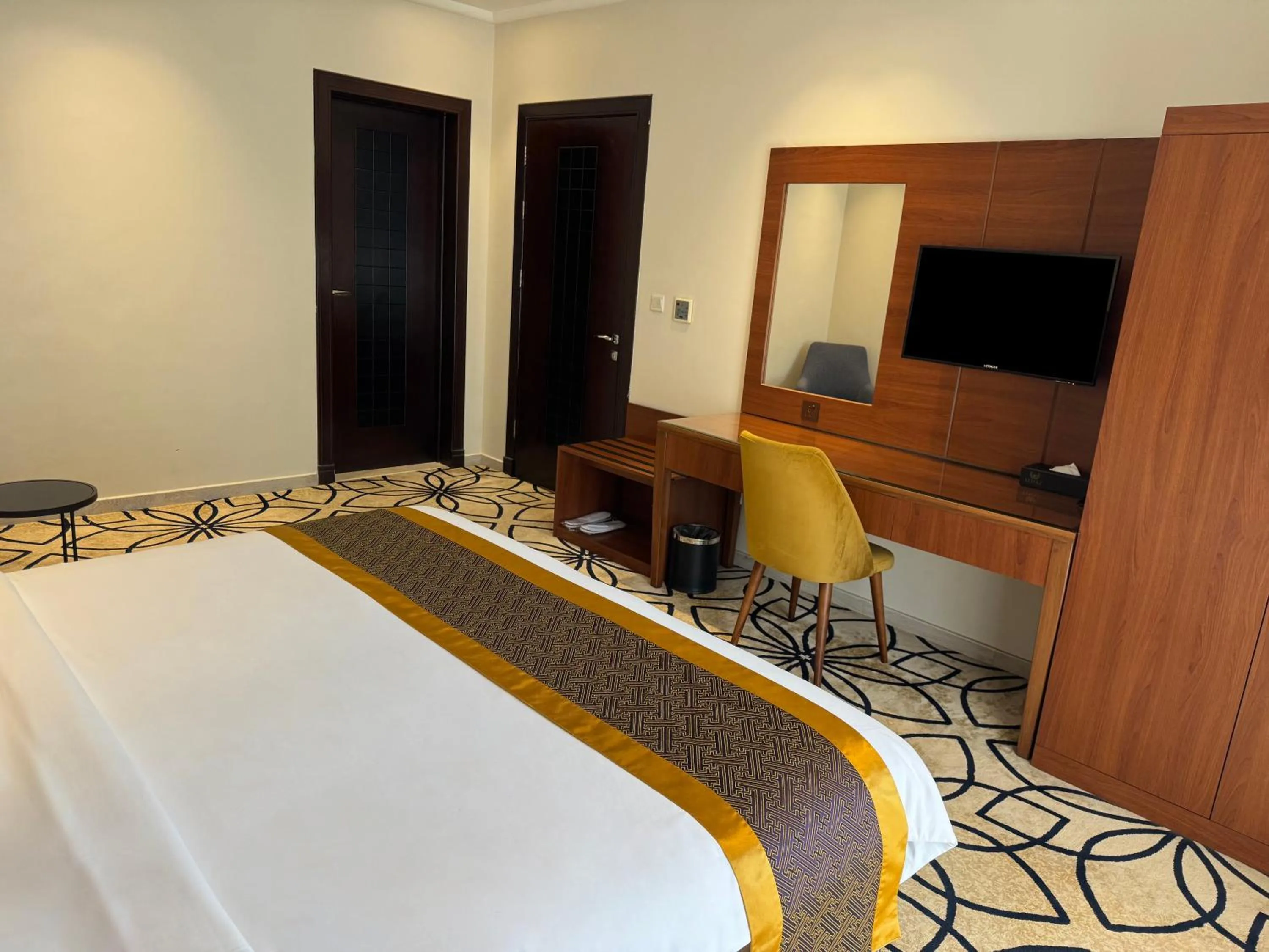 Bed in Lotaz Hotel Apartments - Al Salamah