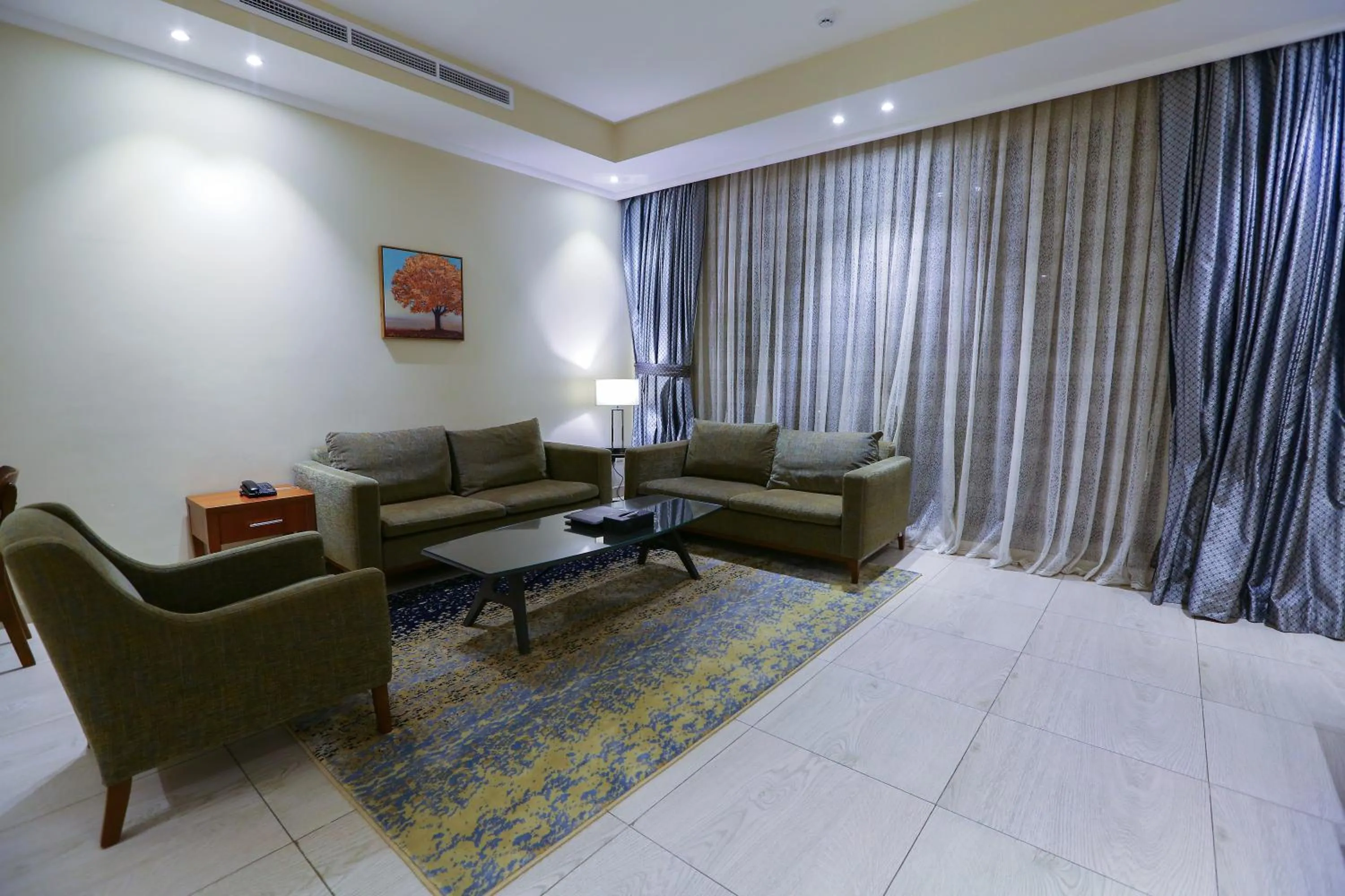 Lotaz Hotel Apartments - Al Salamah