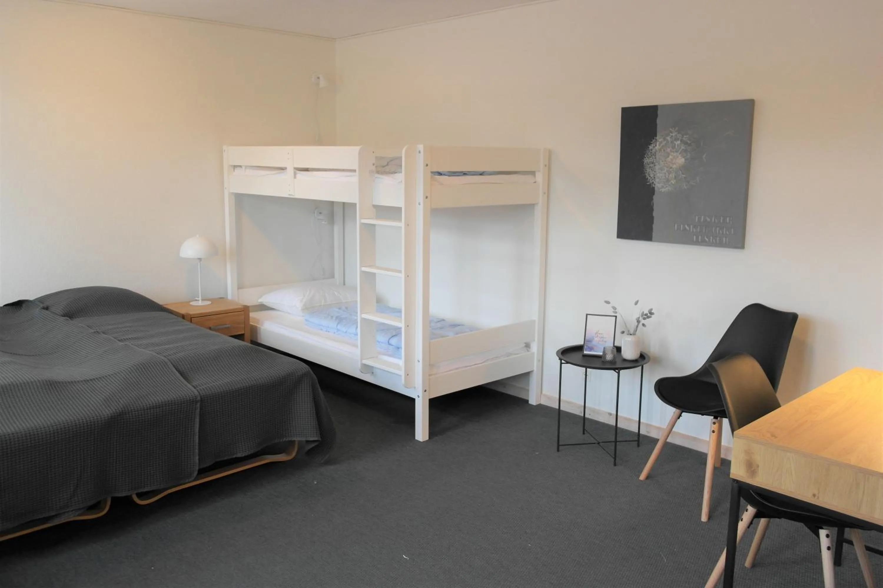 bunk bed, Bed in Skjoldbjerg Garnihotel