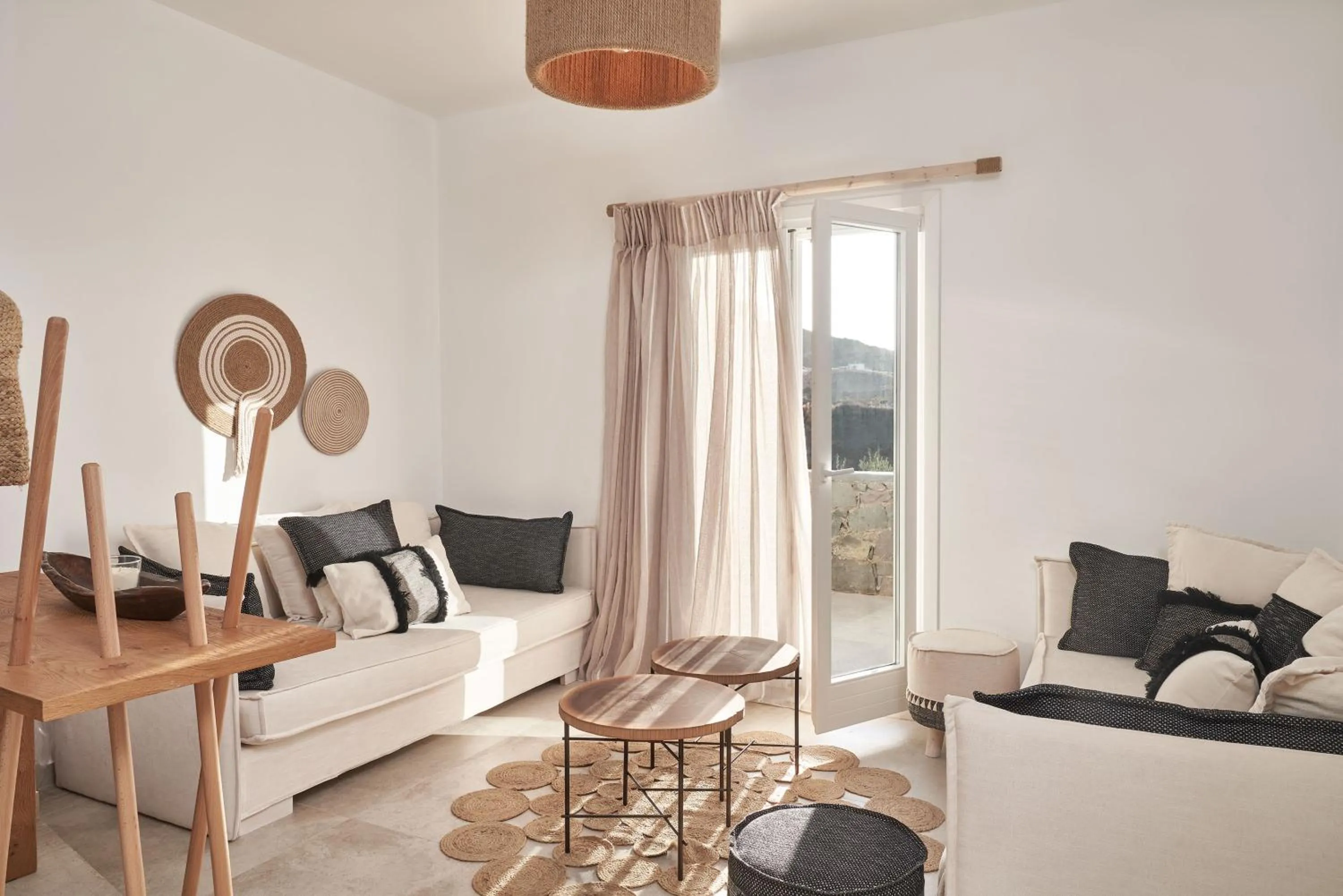 Living room in Volcano Luxury Suites Milos - Adults Only