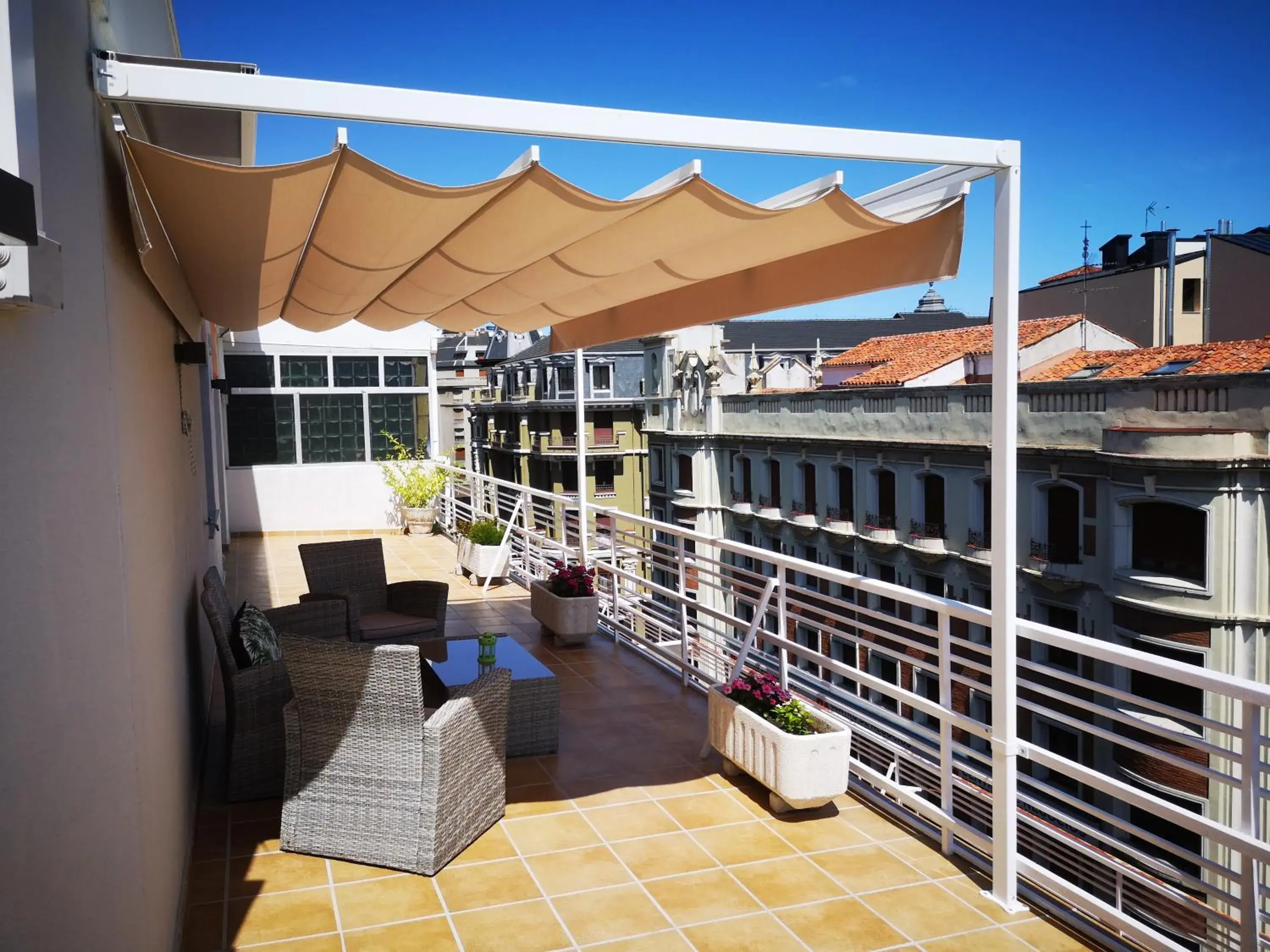 BURGO NUEVO Ático de lujo en pleno centro con terraza y vistas by leonapartamentos BURGO NUEVO Ático de lujo en pleno centro con terraza y vistas by leonapartamentos