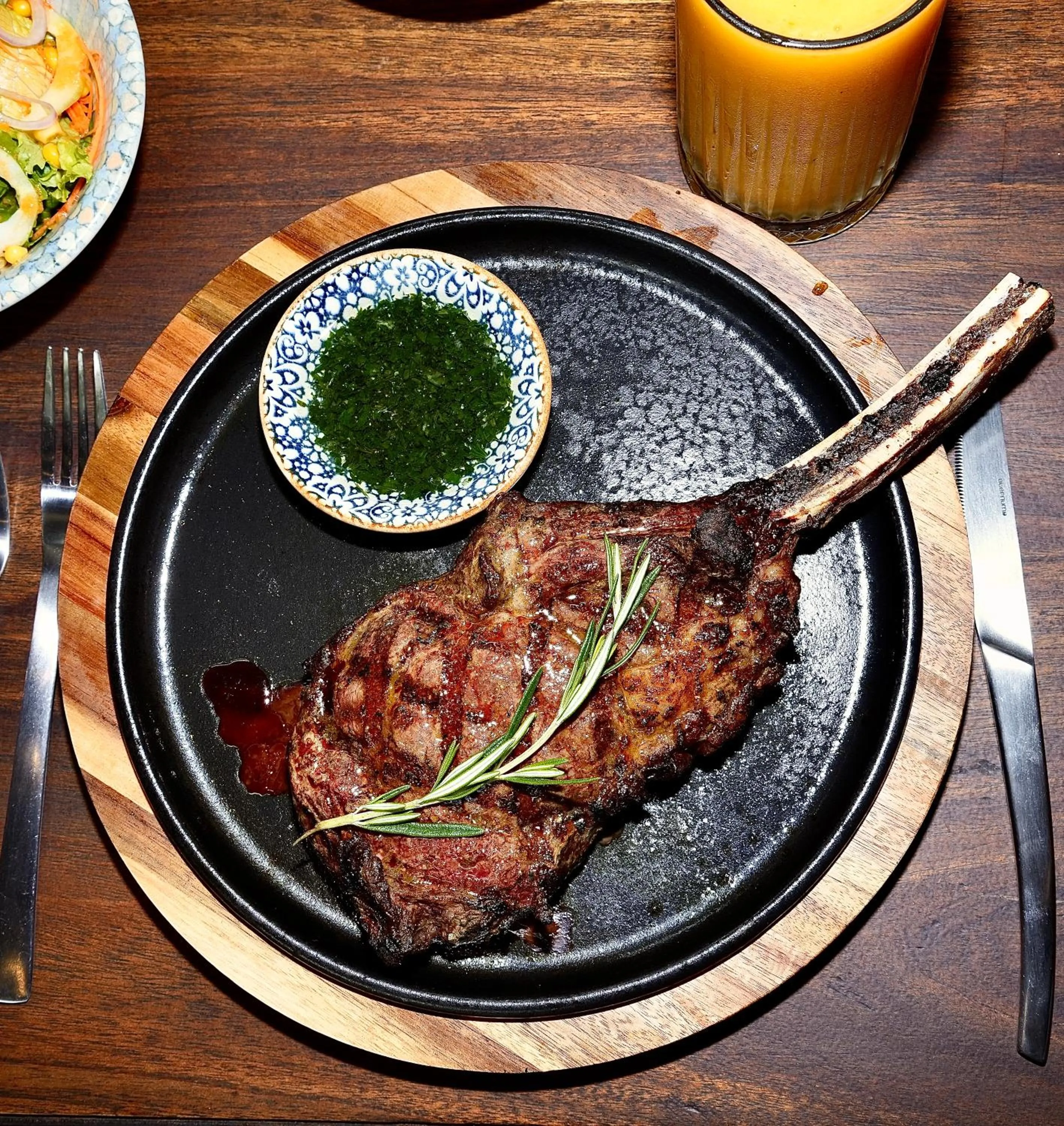 Restaurant/places to eat in Hotel Sabana Park