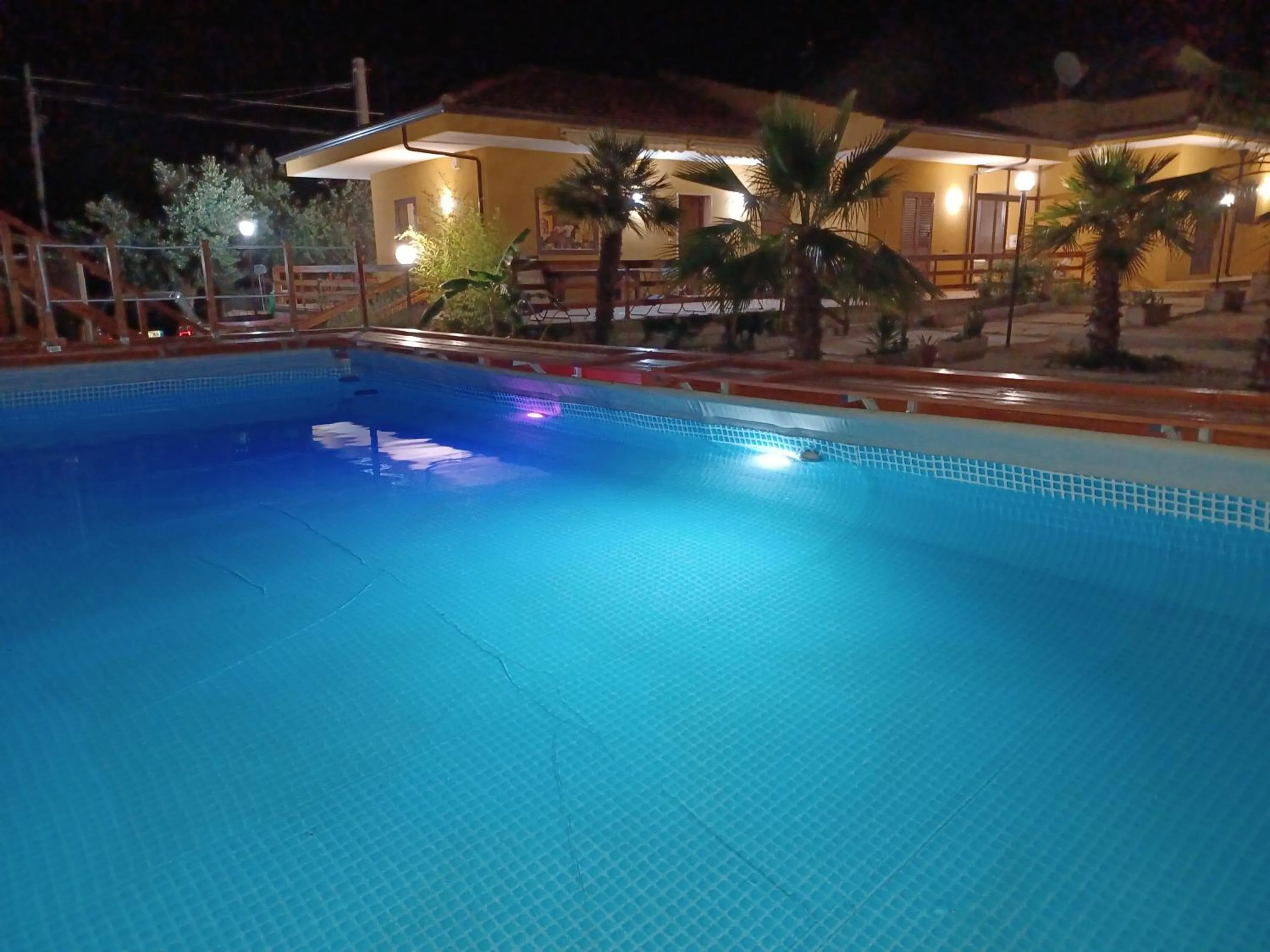 Turtle Island Apartments