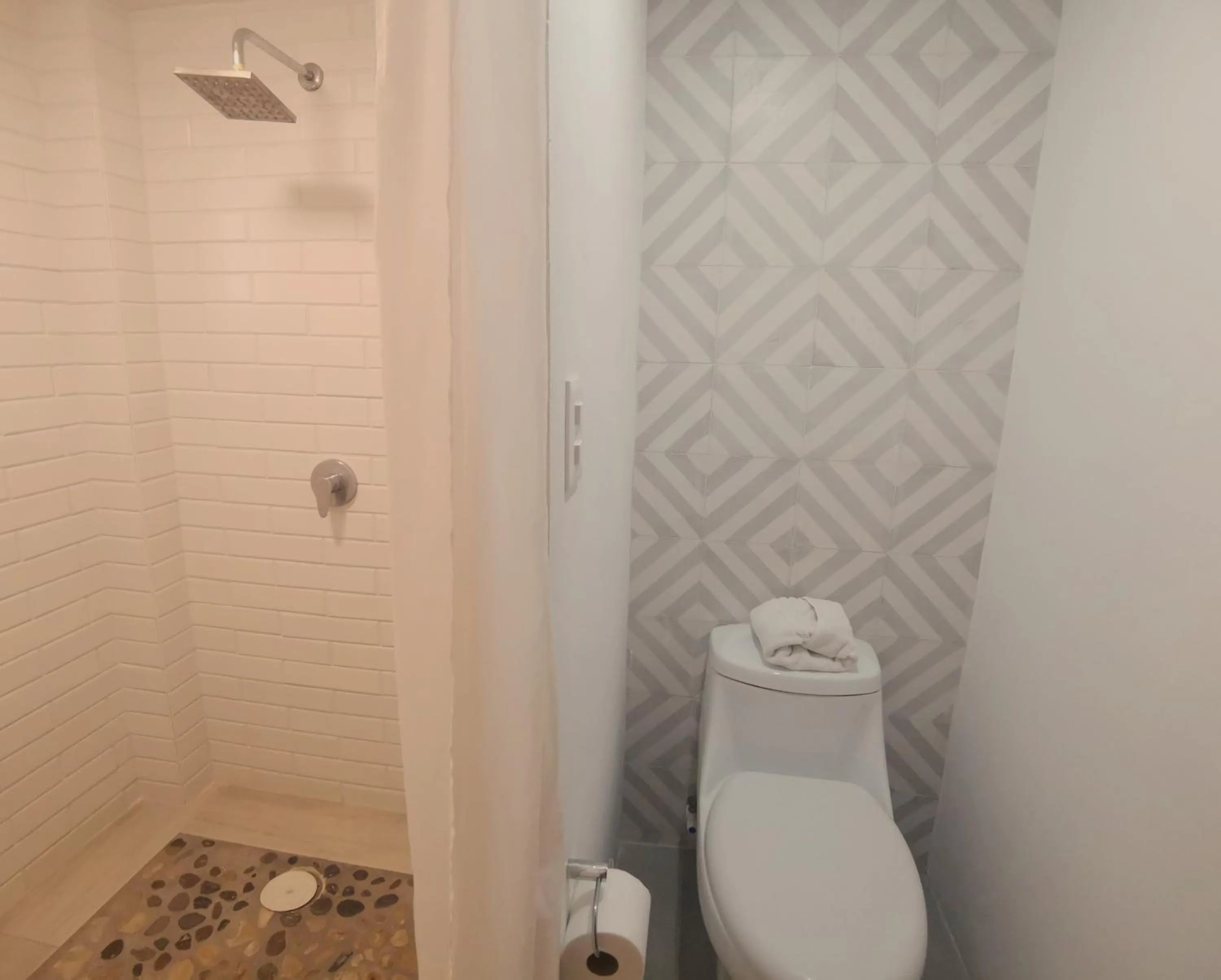 Shower in Santa Josefita B&B