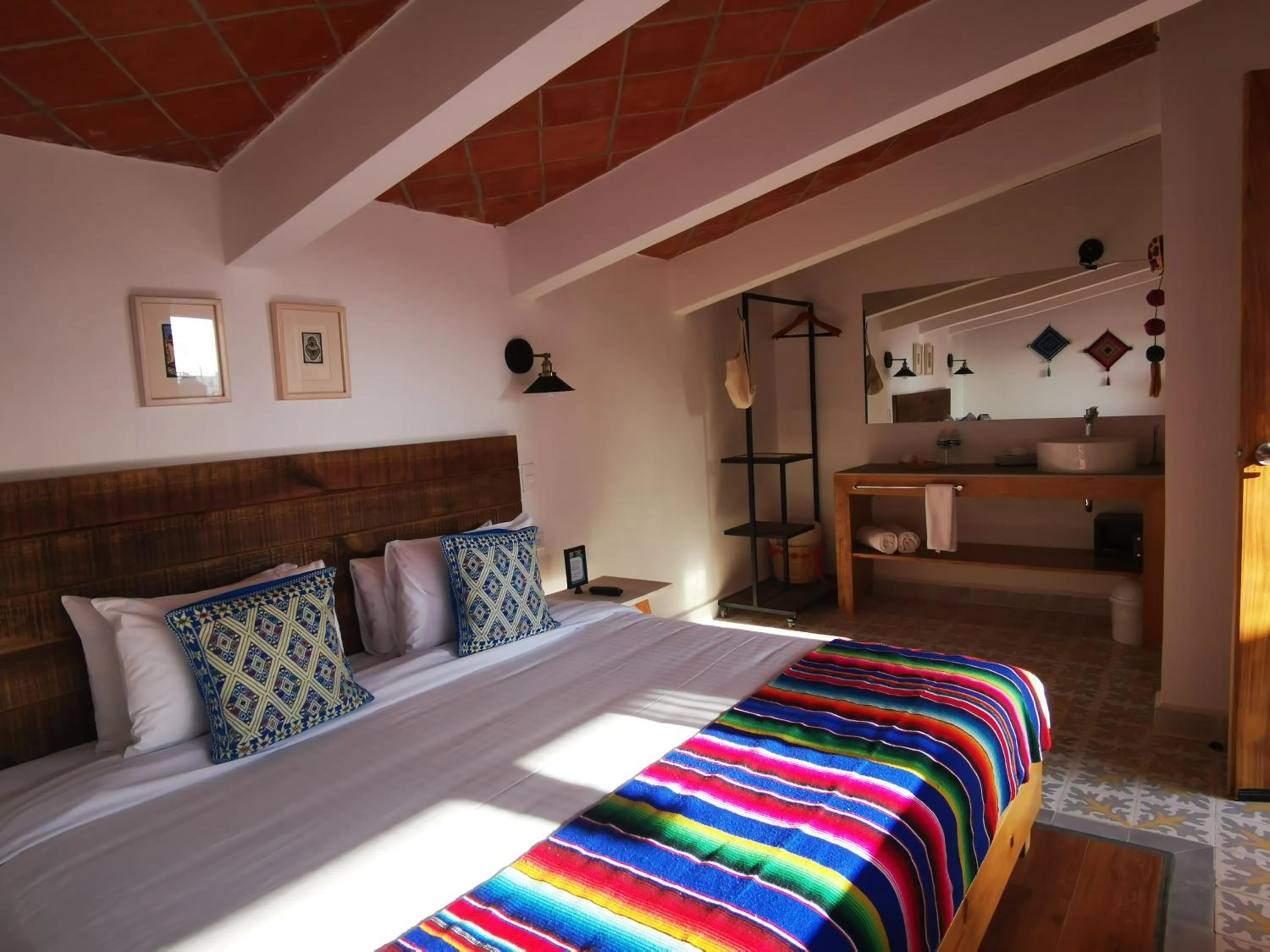 Bed in Santa Josefita B&B