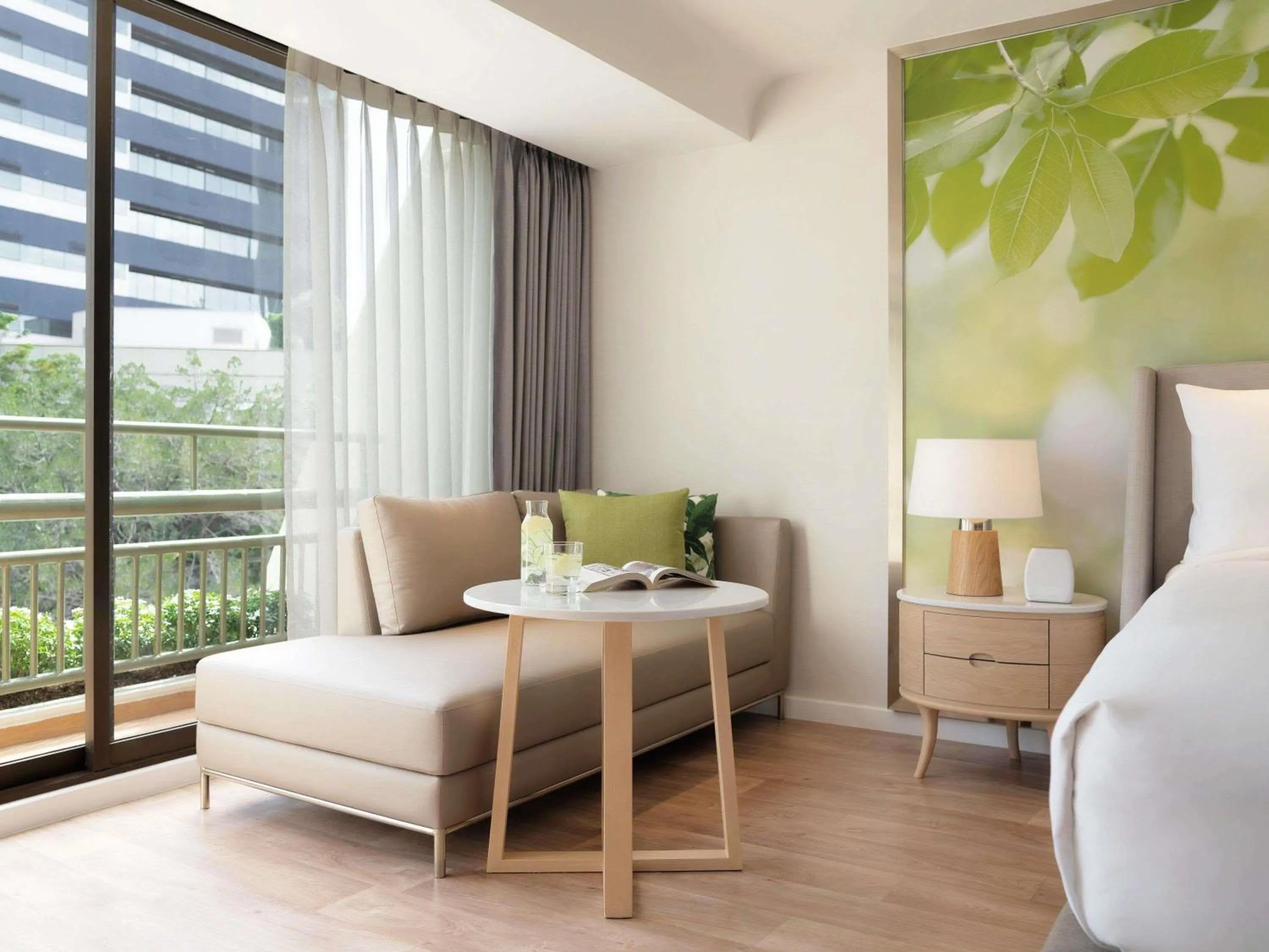 Bedroom in Mövenpick BDMS Wellness Resort Bangkok