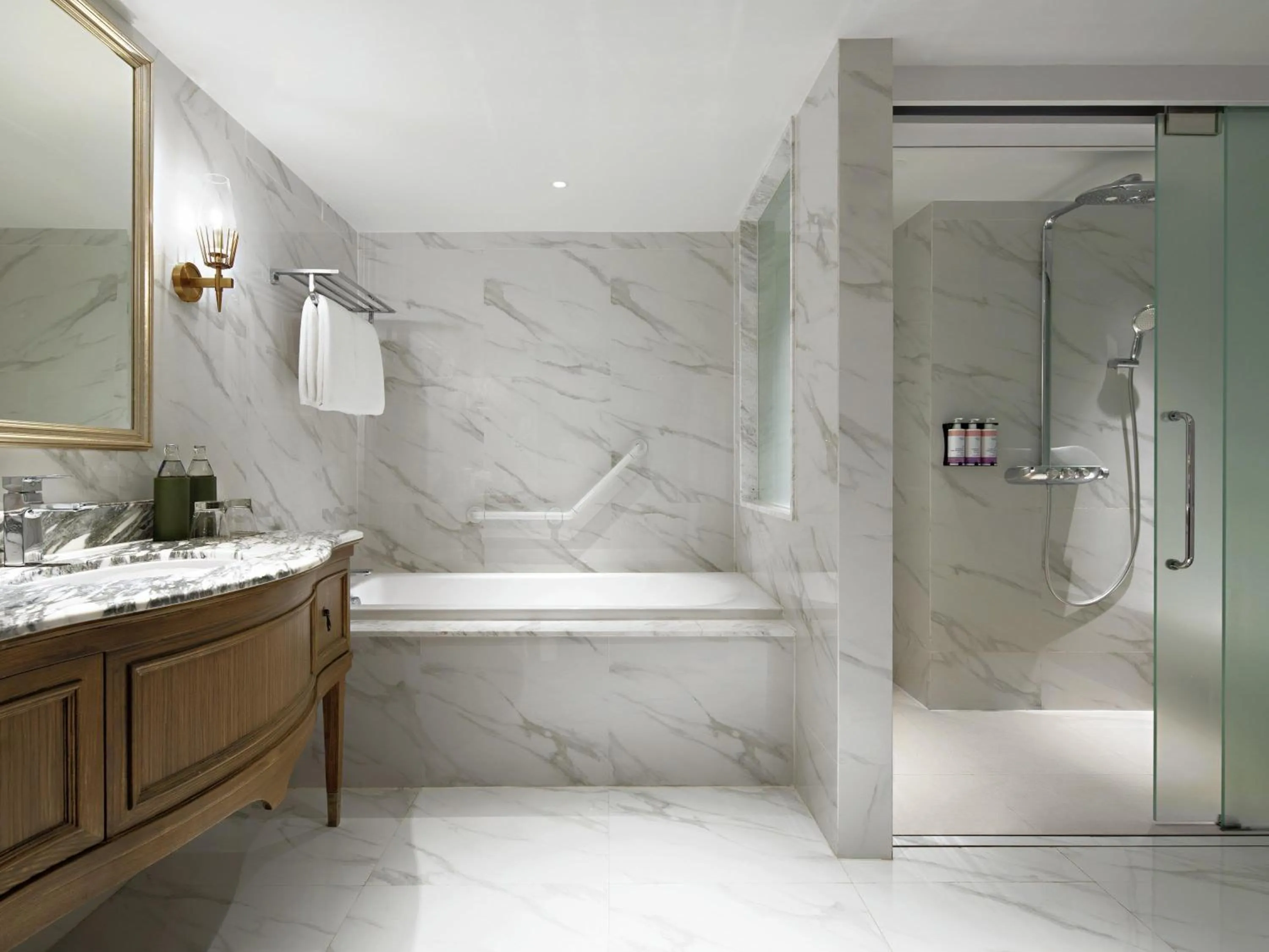 Bedroom in Mövenpick BDMS Wellness Resort Bangkok