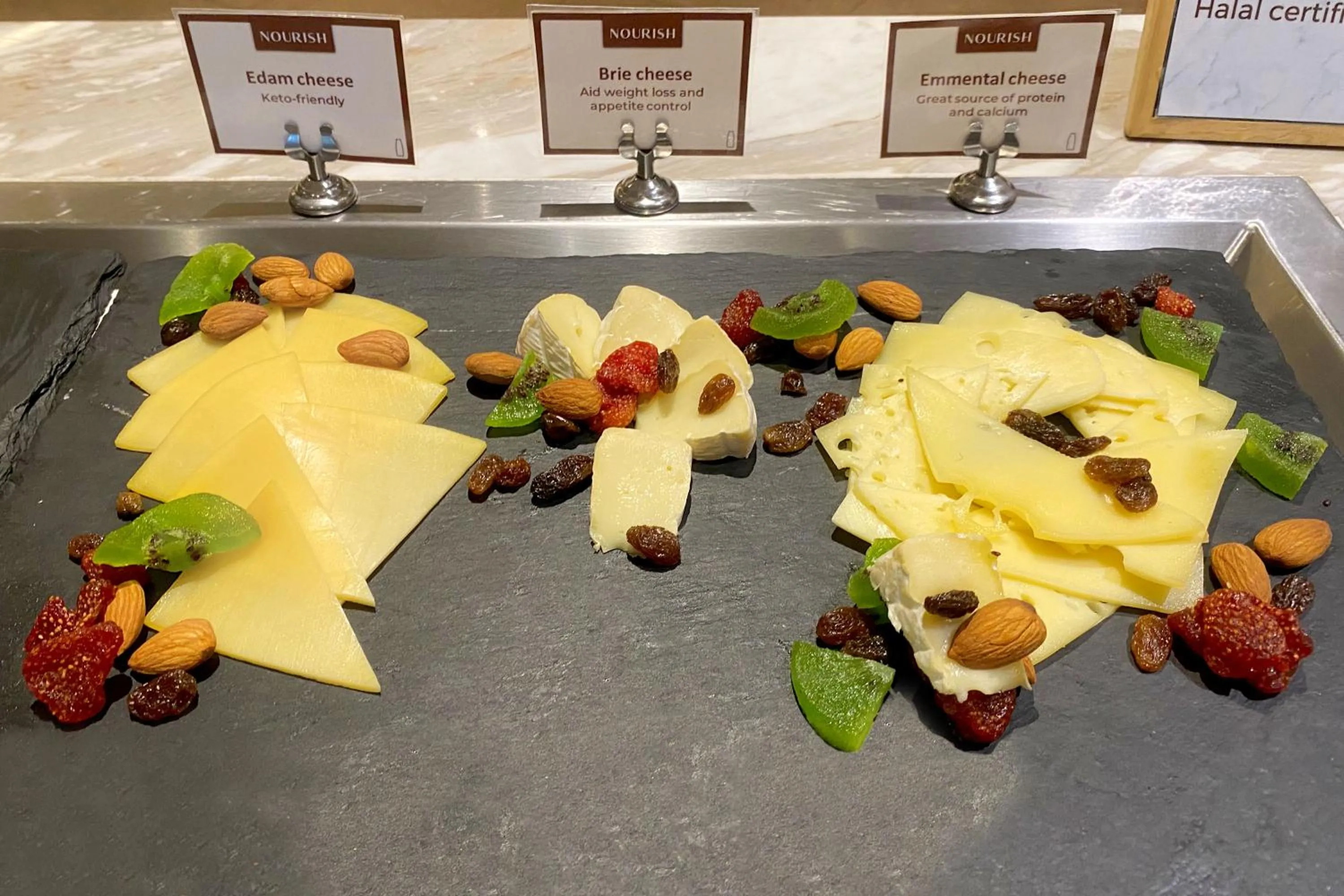 Breakfast in Mövenpick BDMS Wellness Resort Bangkok