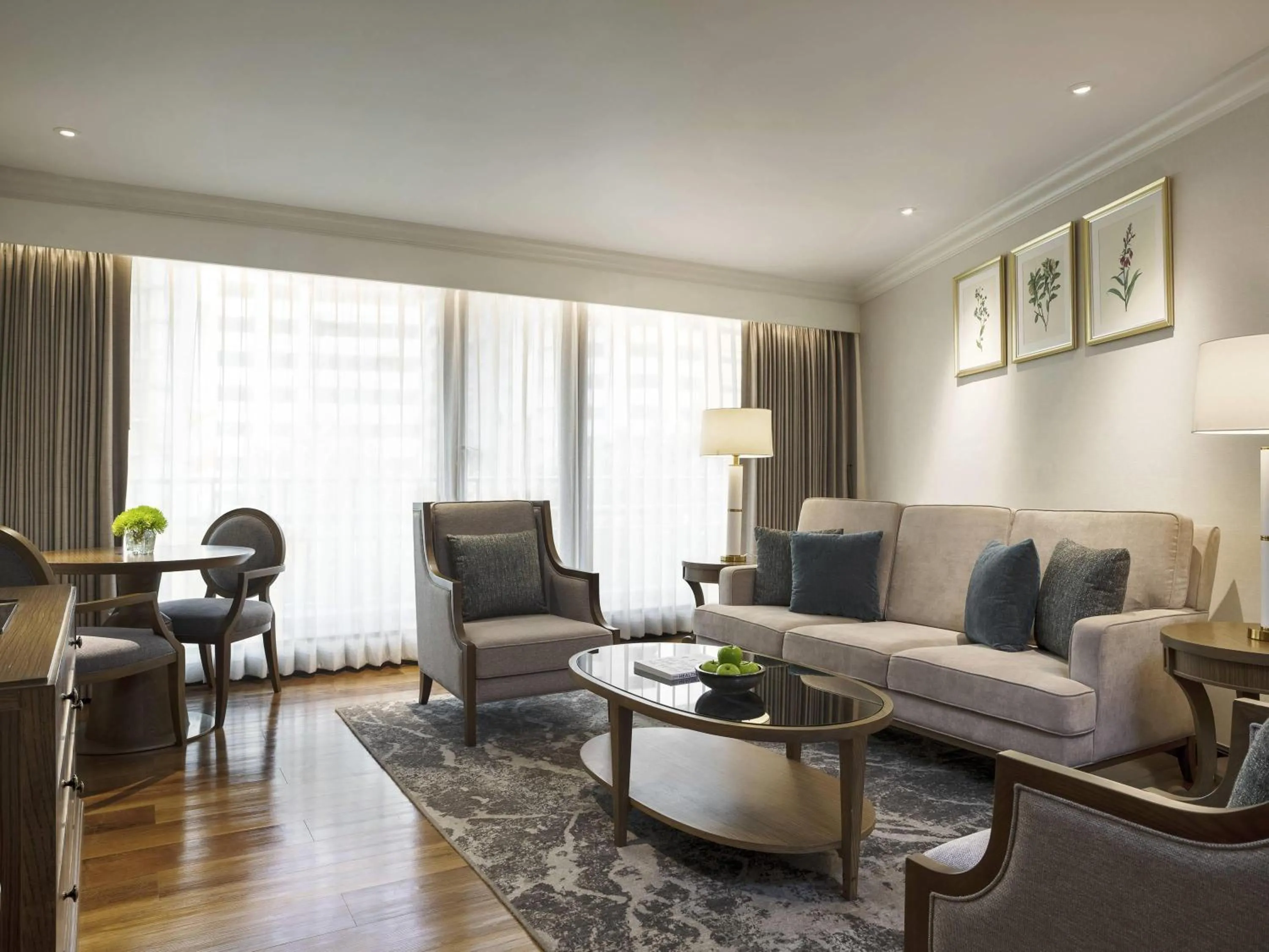 Bedroom in Mövenpick BDMS Wellness Resort Bangkok