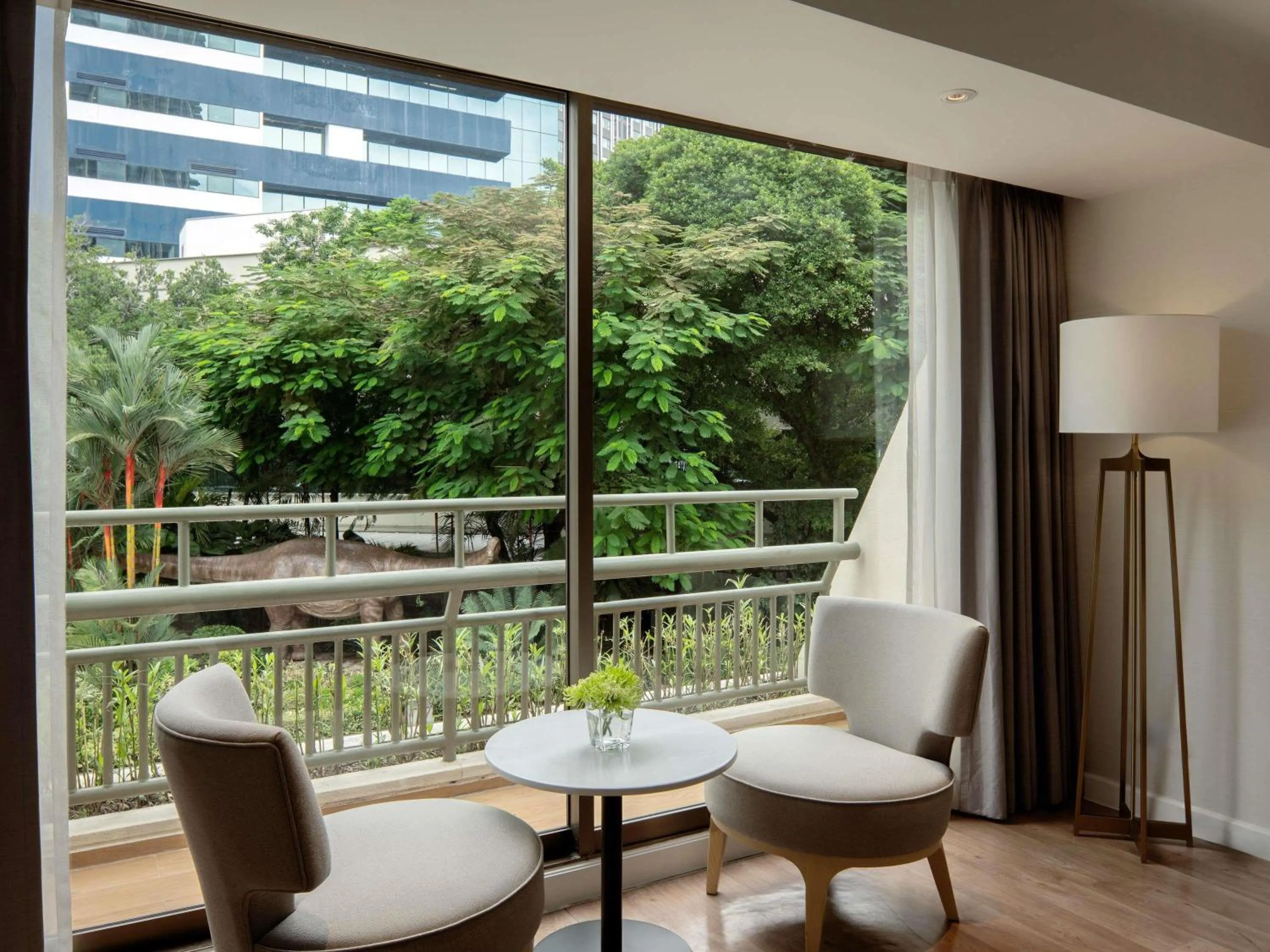 Bedroom in Mövenpick BDMS Wellness Resort Bangkok