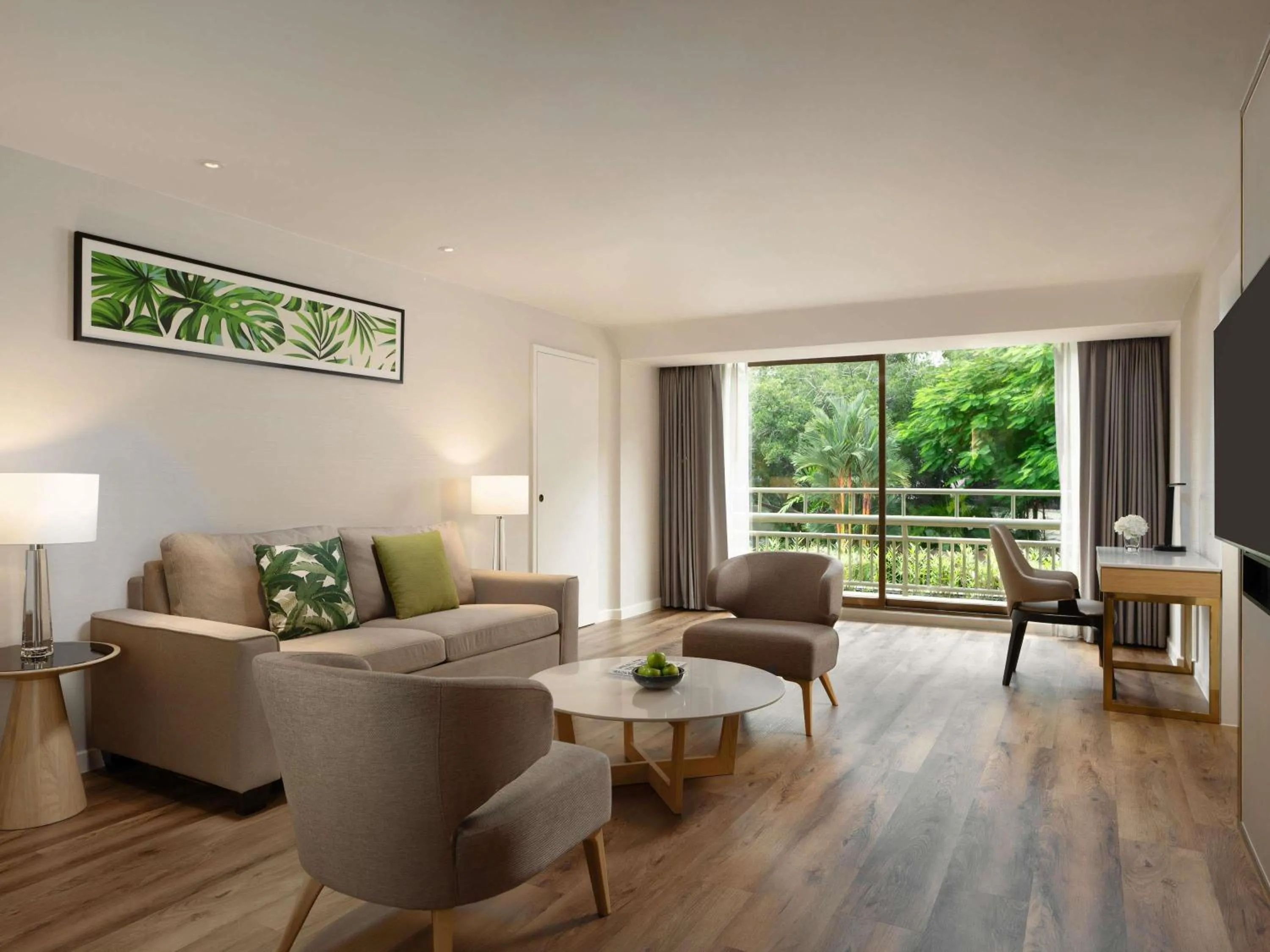 Bedroom in Mövenpick BDMS Wellness Resort Bangkok