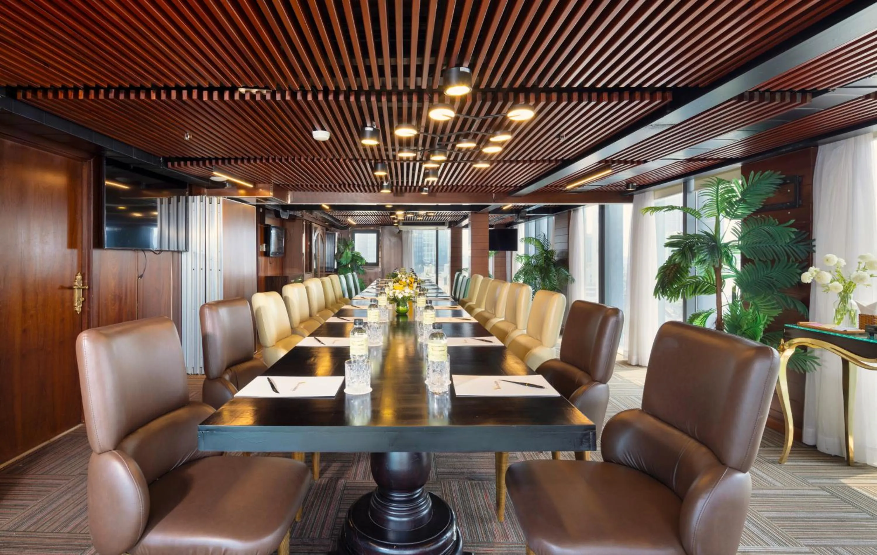 Meeting/conference room in Winsuites Saigon Hotel