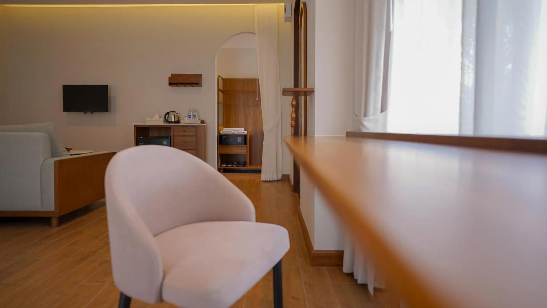 Living room in Ploen Pirom