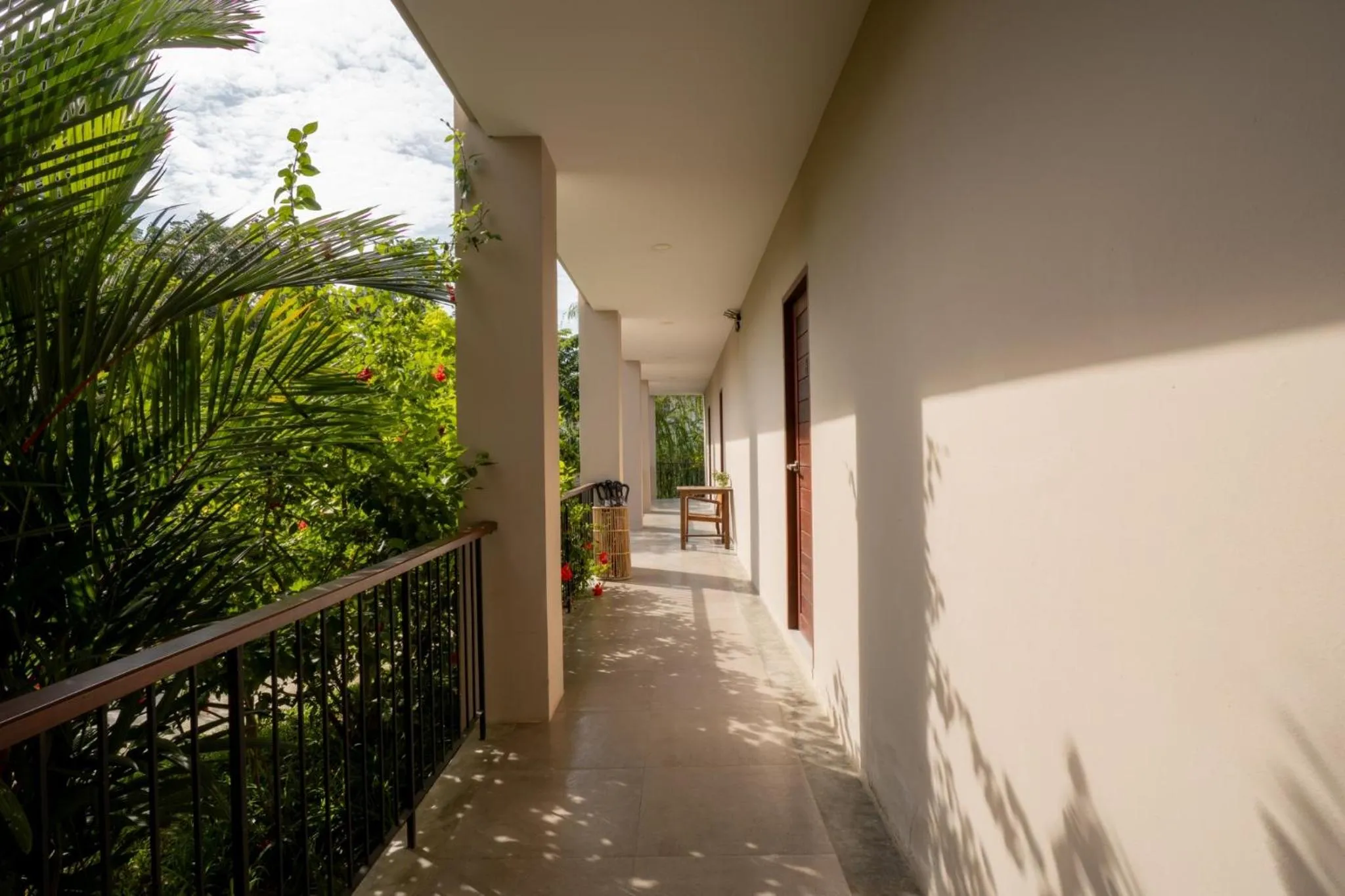 Property building in Ploen Pirom