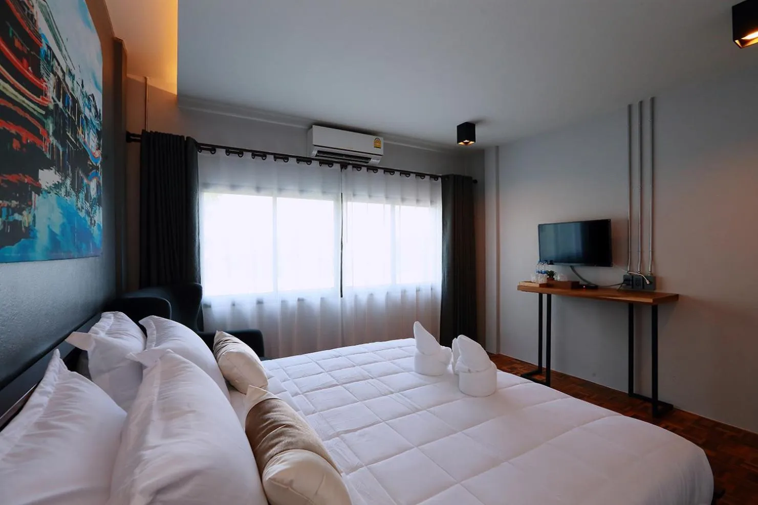 Bed in Canvas Family Home