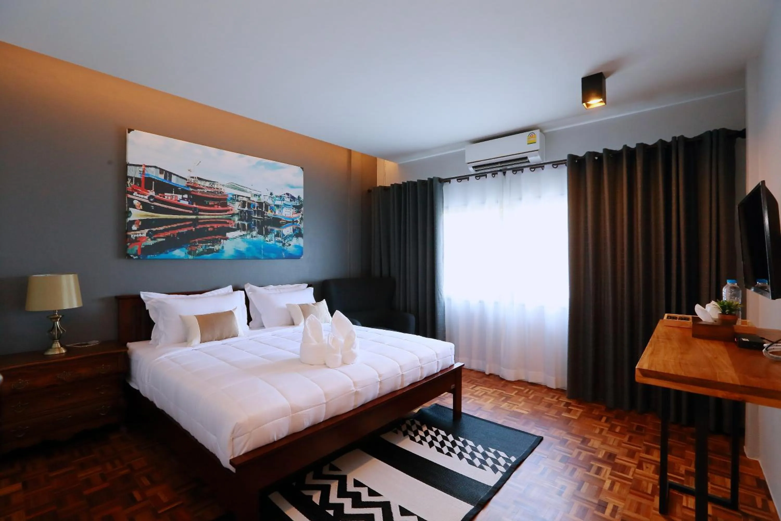 Bed in Canvas Family Home