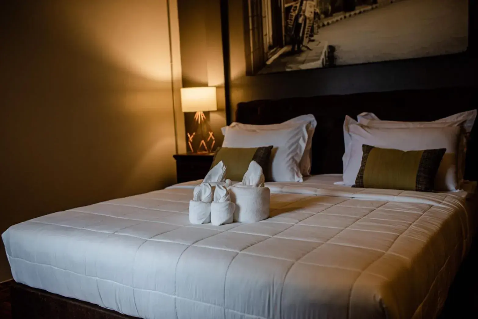 Standard King Room in Canvas Family Home Standard King Room in Canvas Family Home