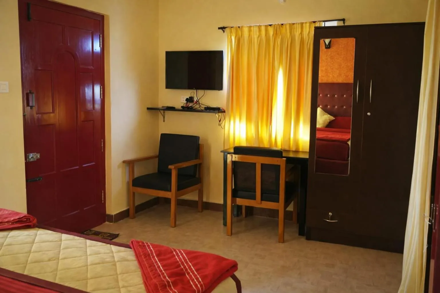 Bedroom, Bed in The Bowers Chalet Private Campfire & Lawn BBQ, WIFI, Breakfast Hill Top 360 degree view