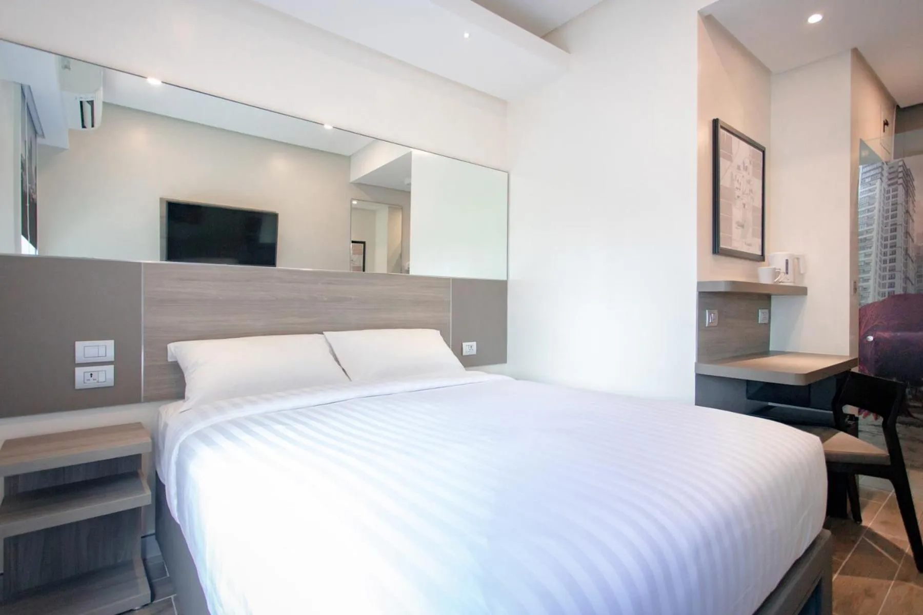 Bed in Red Planet BGC The Fort