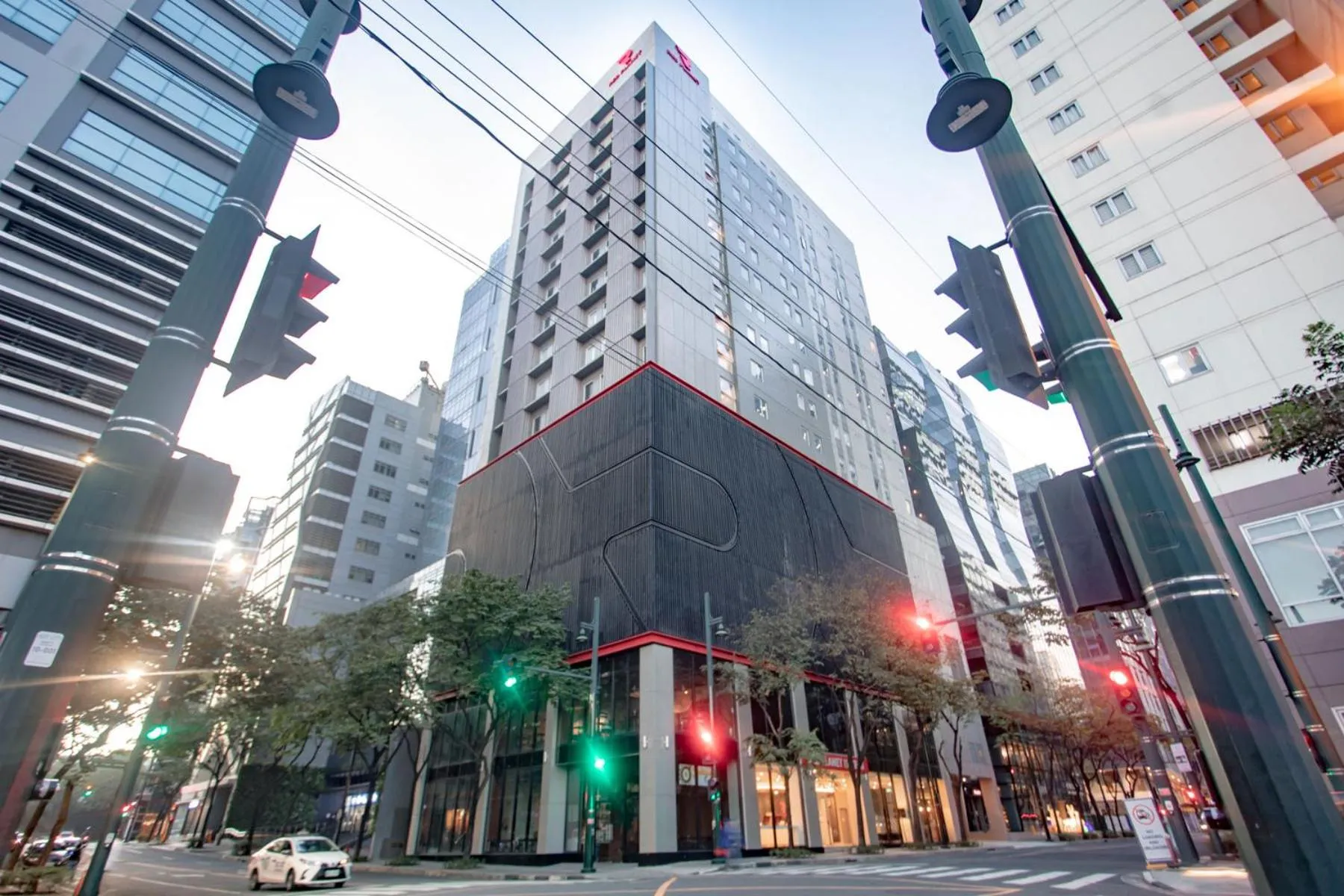 Property building in Red Planet BGC The Fort